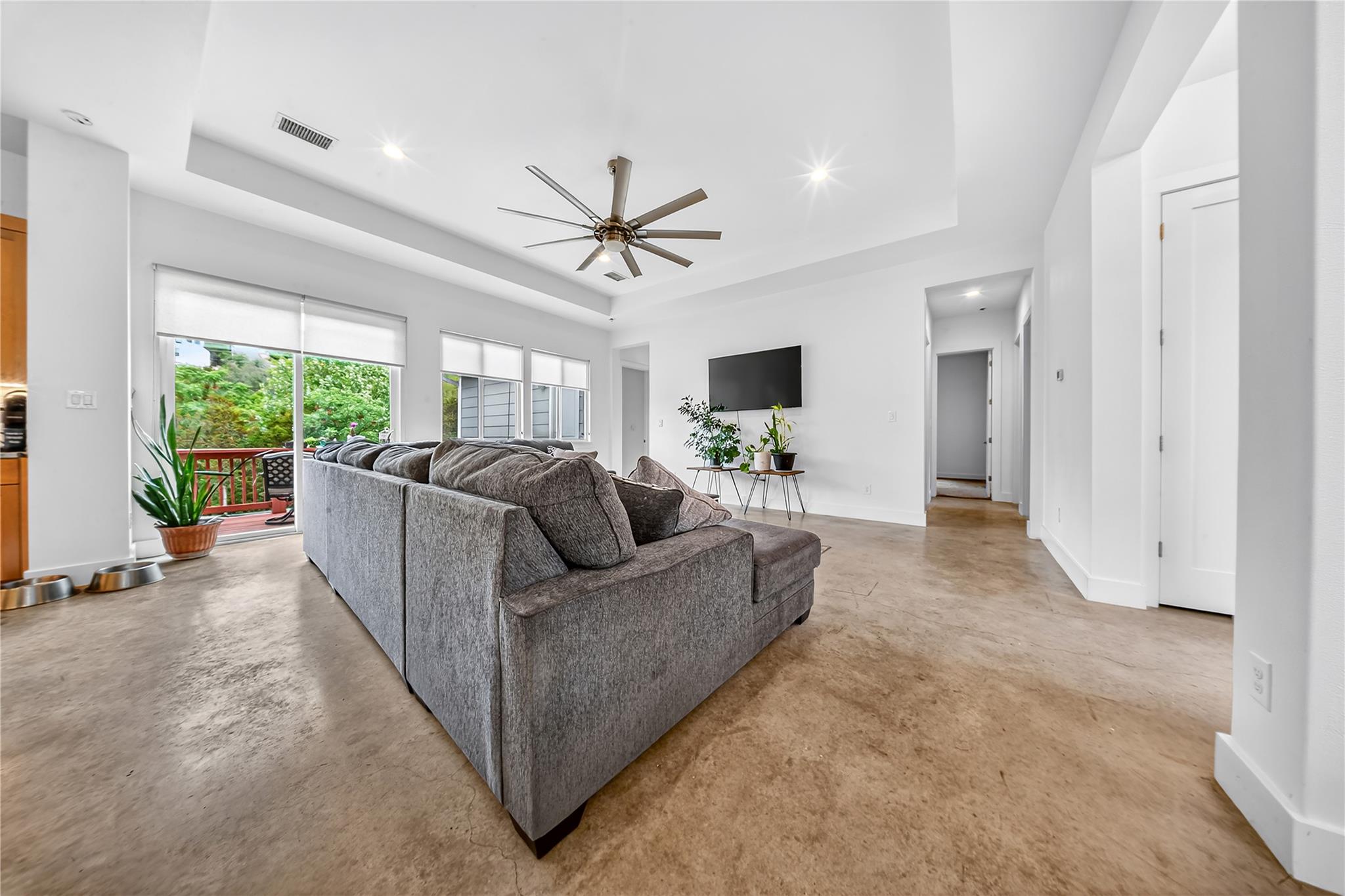 21002 Brewer Ln, Lago Vista, TX 78645