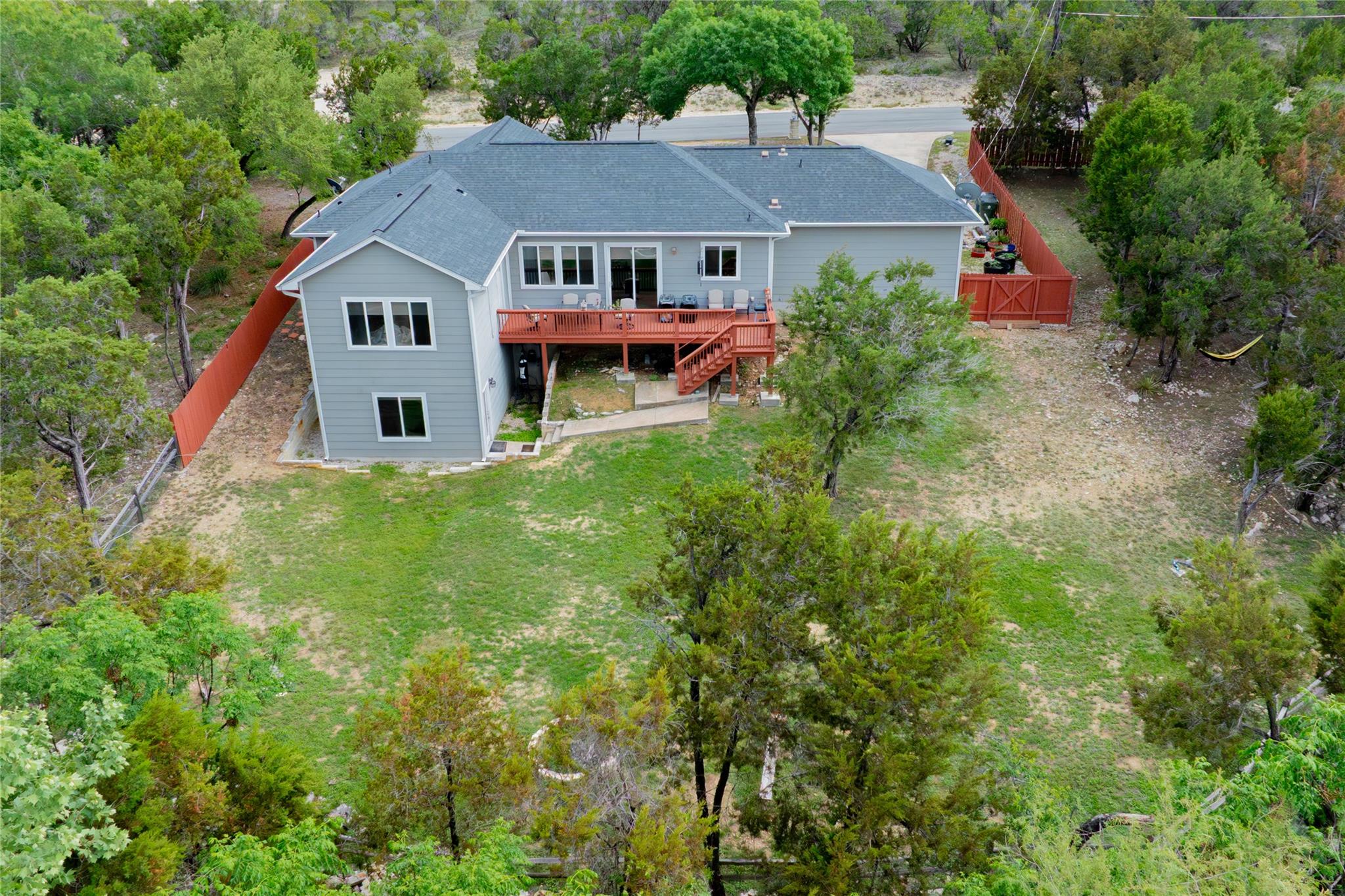 21002 Brewer Ln, Lago Vista, TX 78645