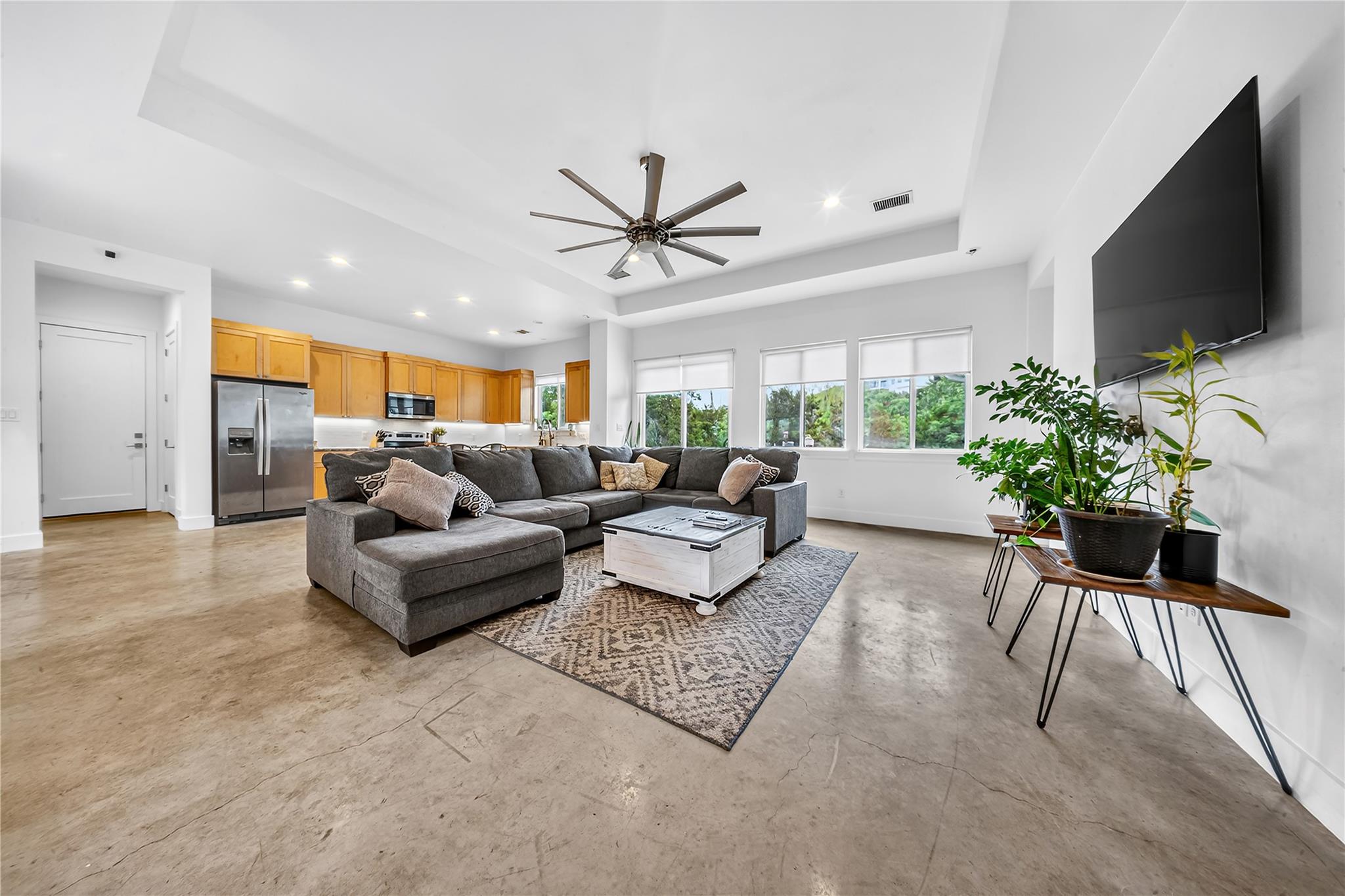 21002 Brewer Ln, Lago Vista, TX 78645