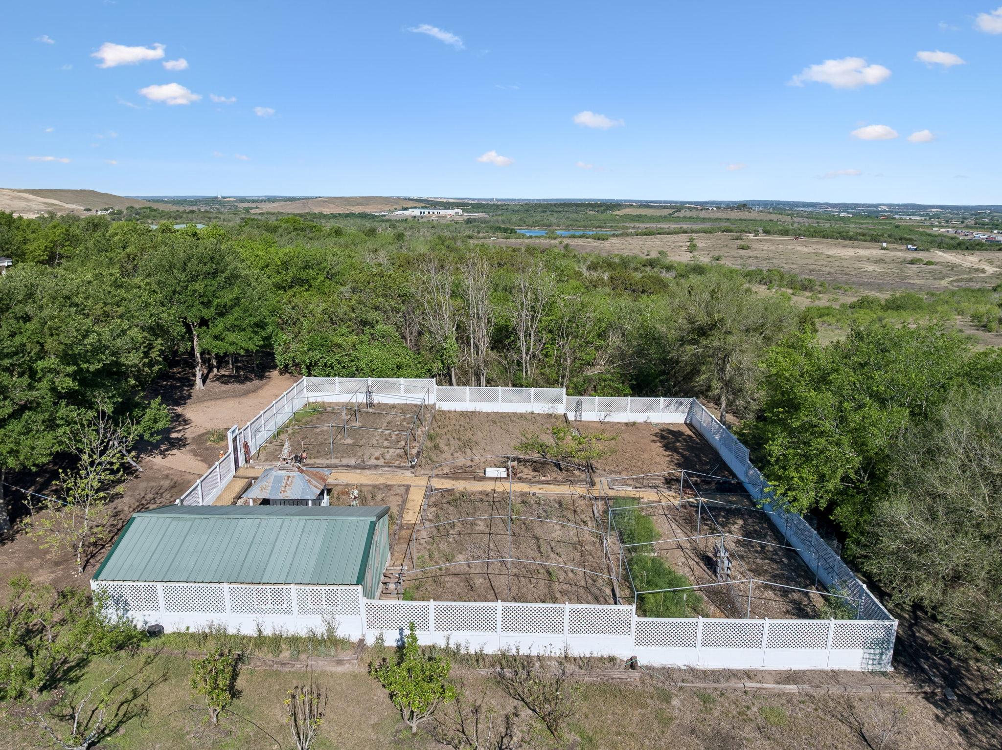 999 Schwarzlose Rd, New Braunfels, TX 78130