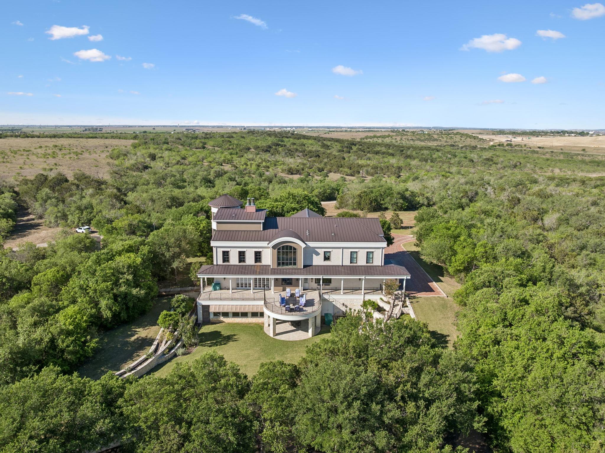 999 Schwarzlose Rd, New Braunfels, TX 78130