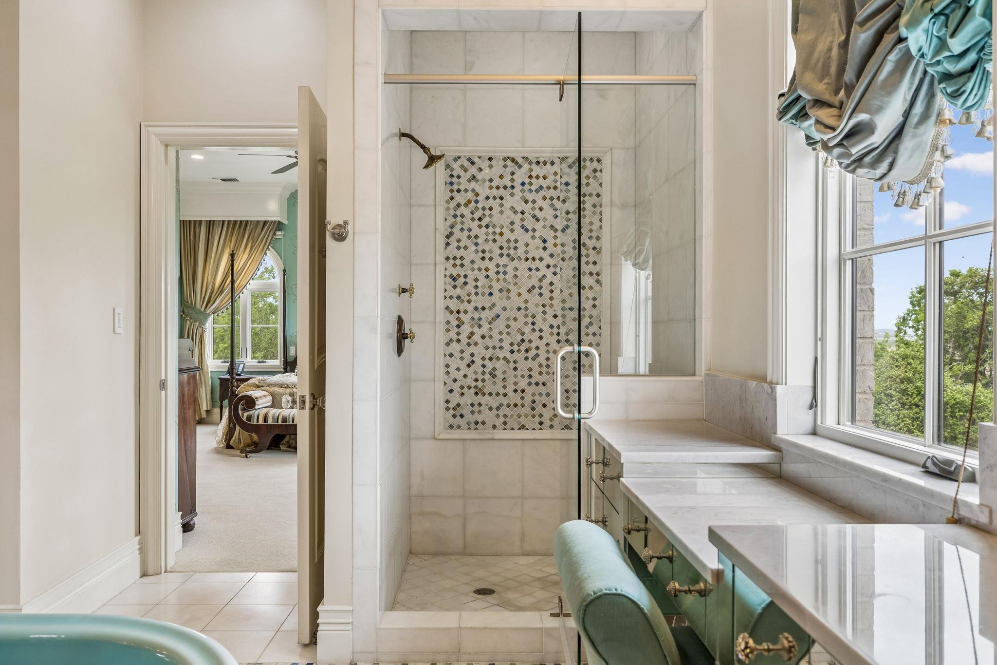 999 Schwarzlose Rd, New Braunfels, TX 78130