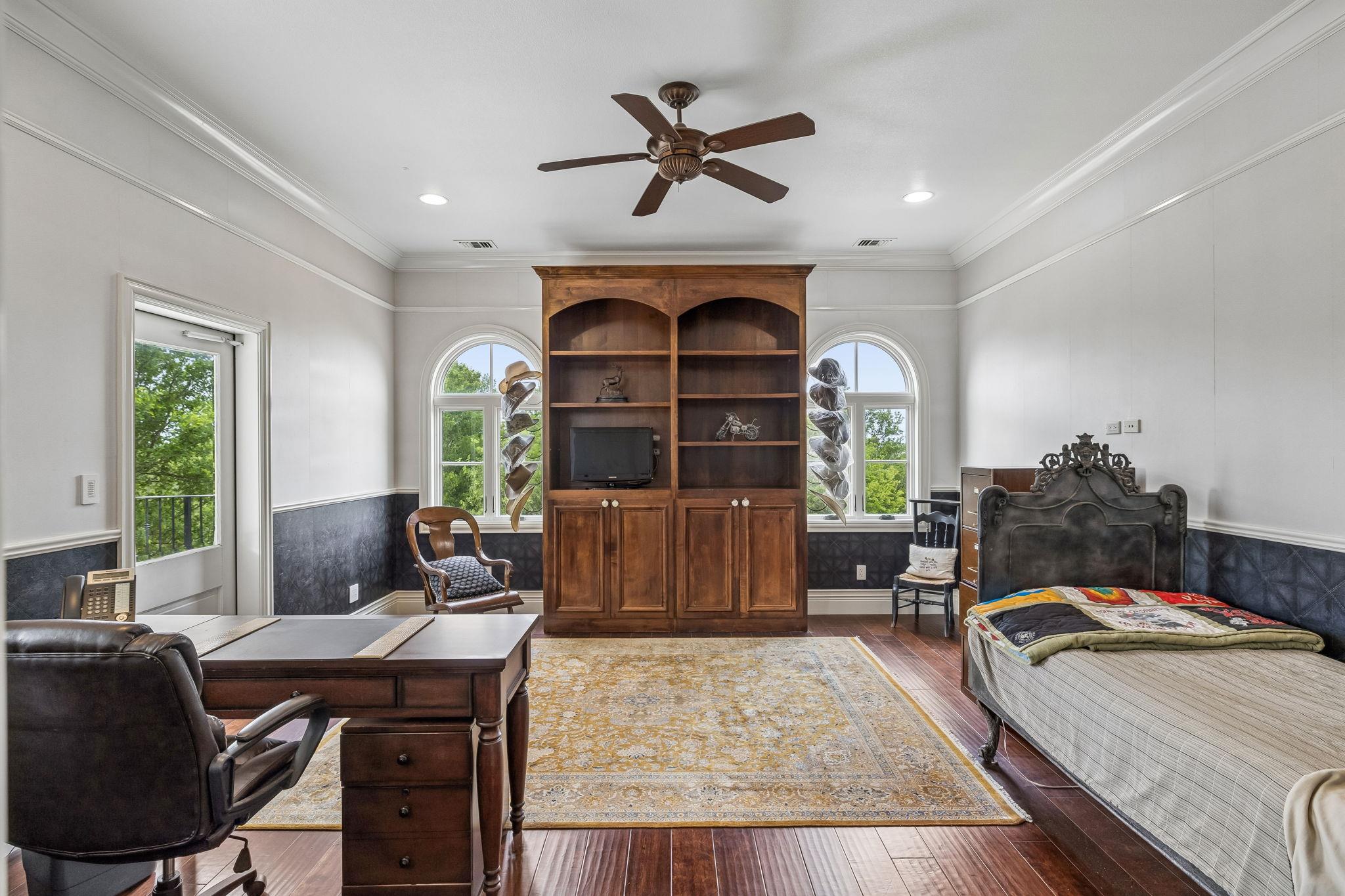 999 Schwarzlose Rd, New Braunfels, TX 78130