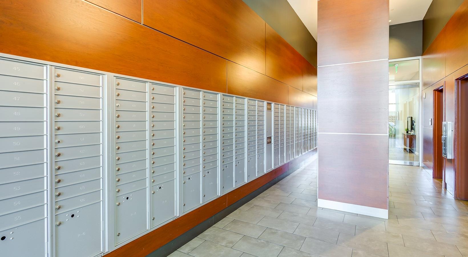 5250 Brownway St # 2115, Houston, TX 77056