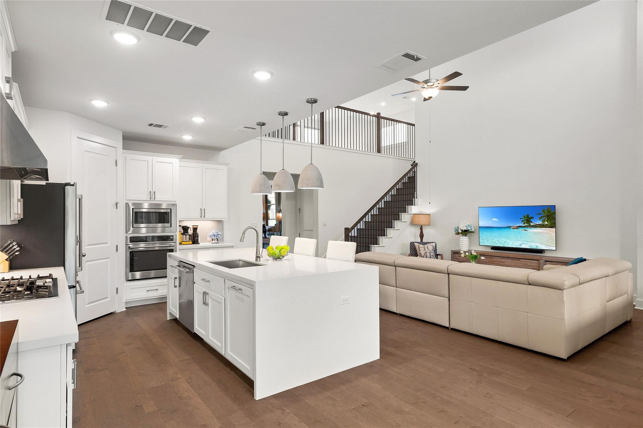299 Tierra Trl, Dripping Springs, TX 78620
