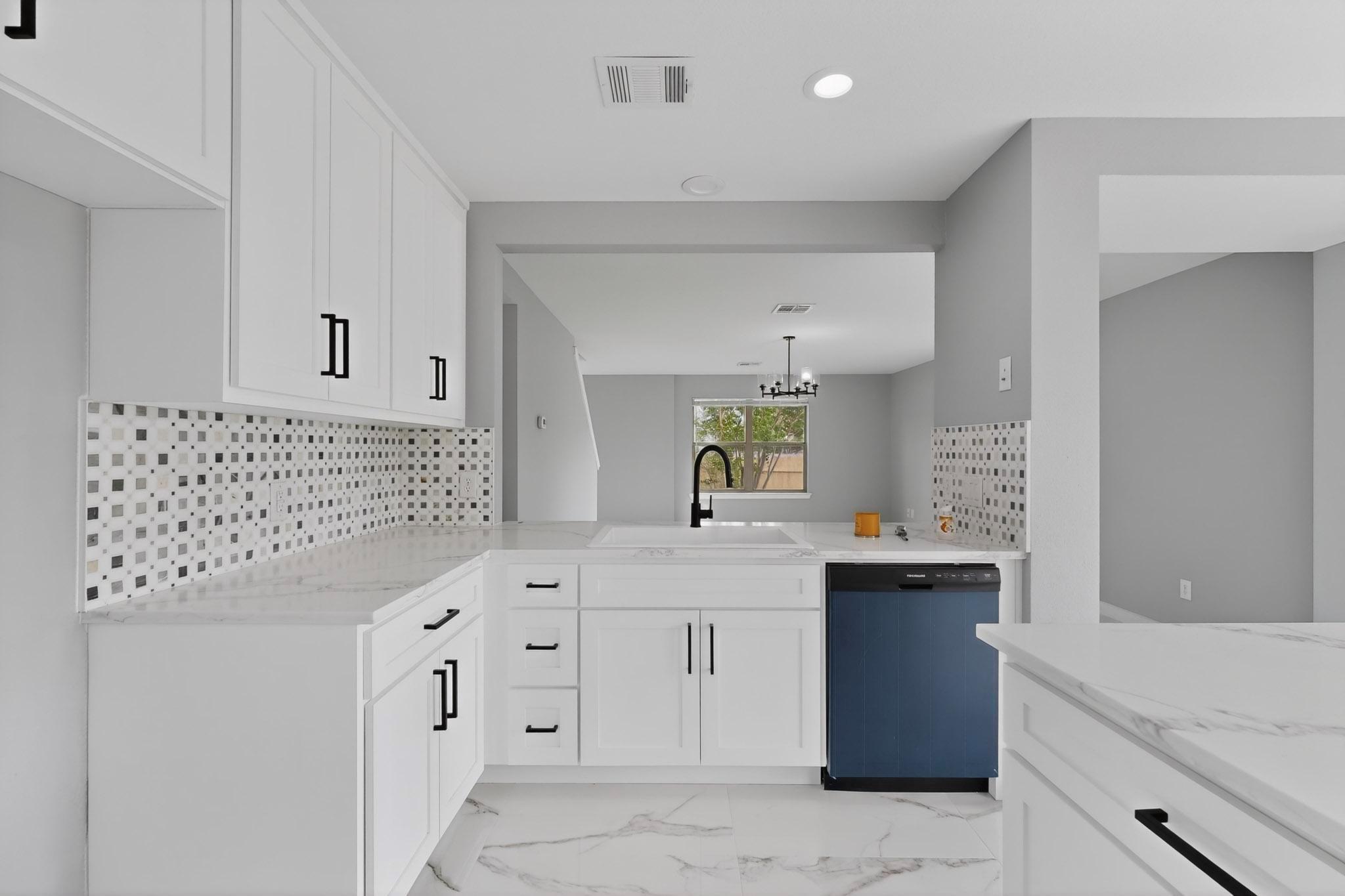 1200 Apollo Cir, Round Rock, TX 78664