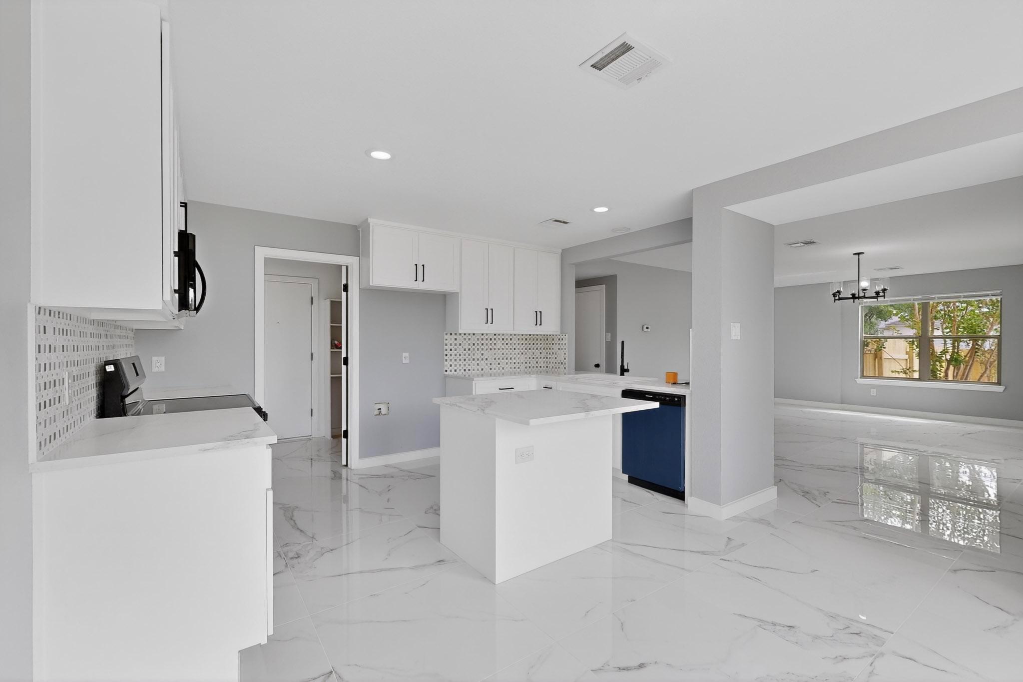 1200 Apollo Cir, Round Rock, TX 78664