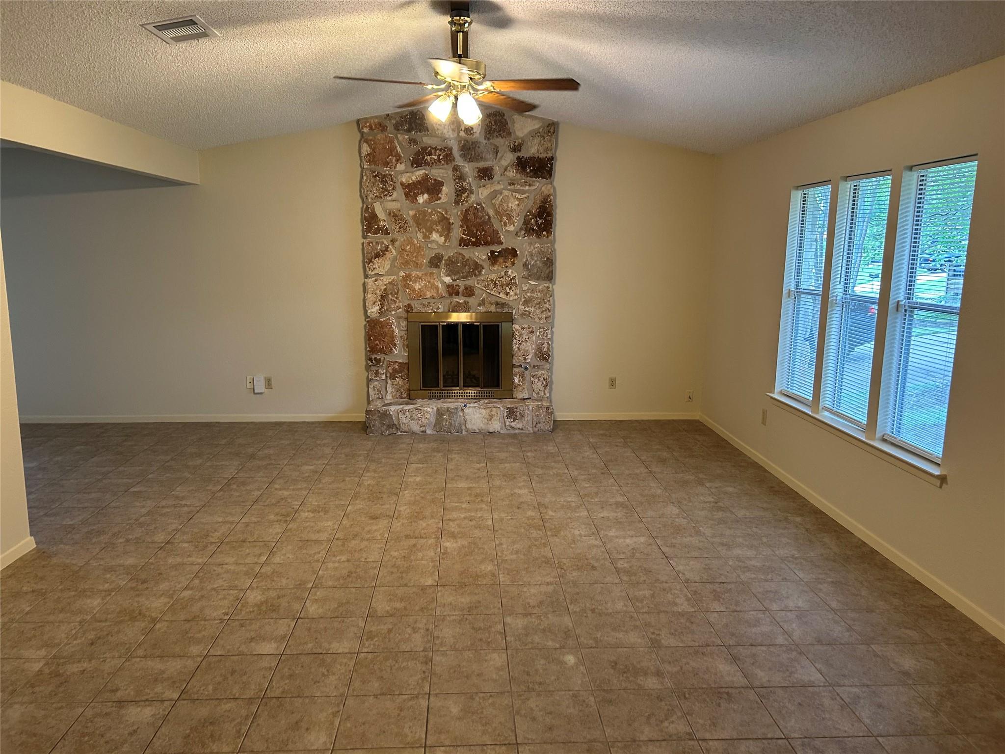 2114 Lear Ln, Austin, TX 78745