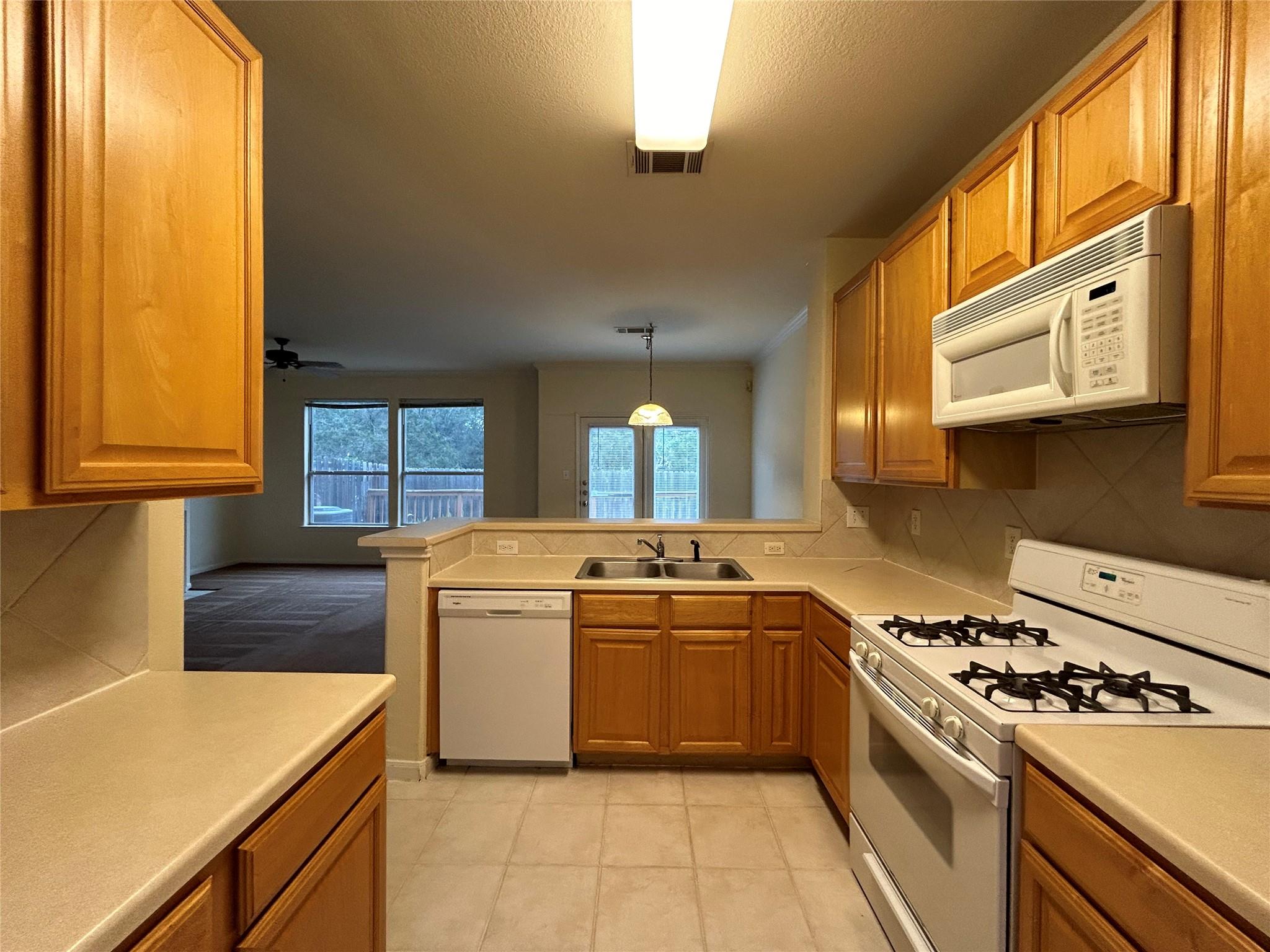 4620 W William Cannon Dr # 5, Austin, TX 78749