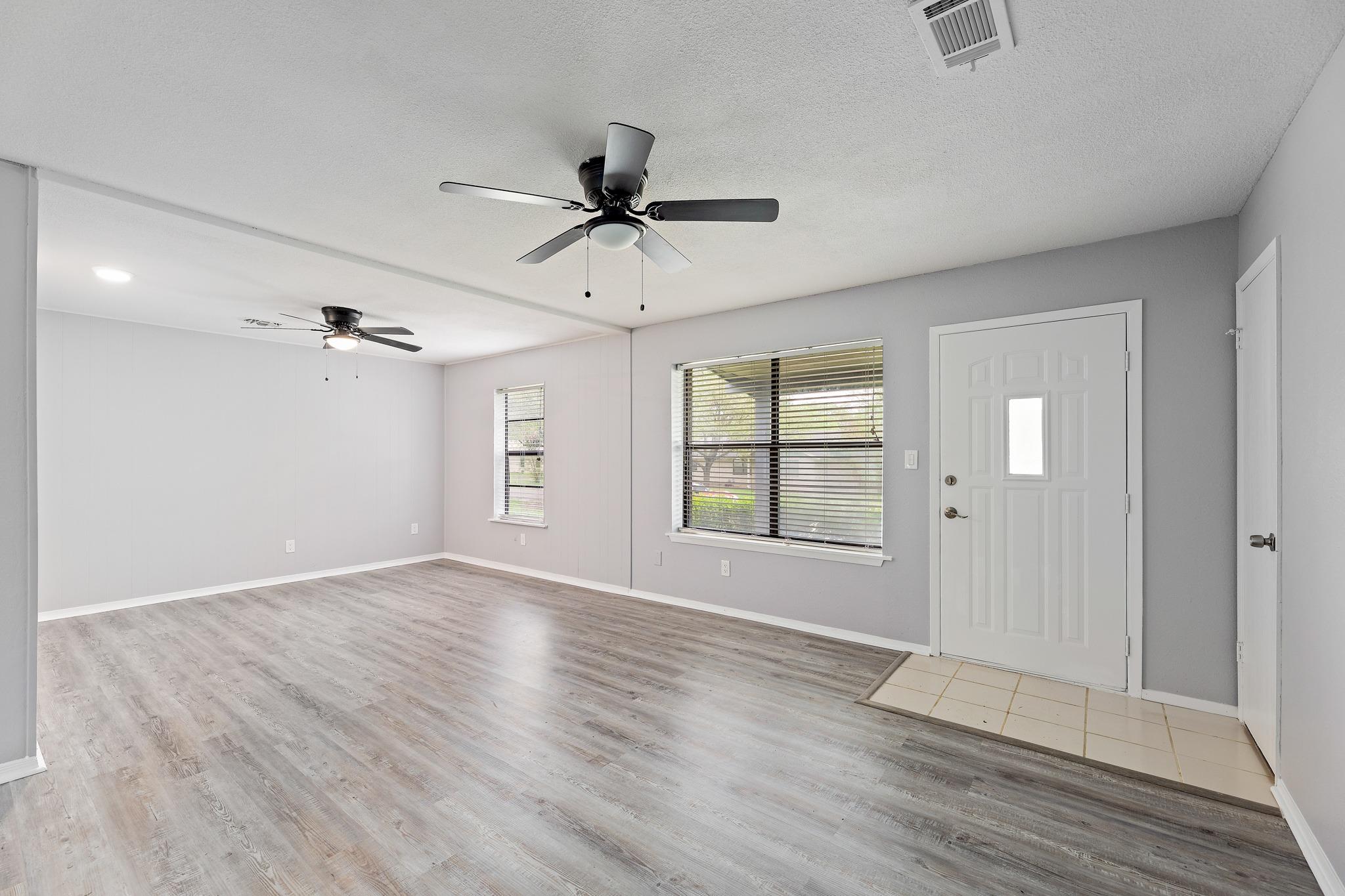 205 Hitching Post Dr, Kyle, TX 78640