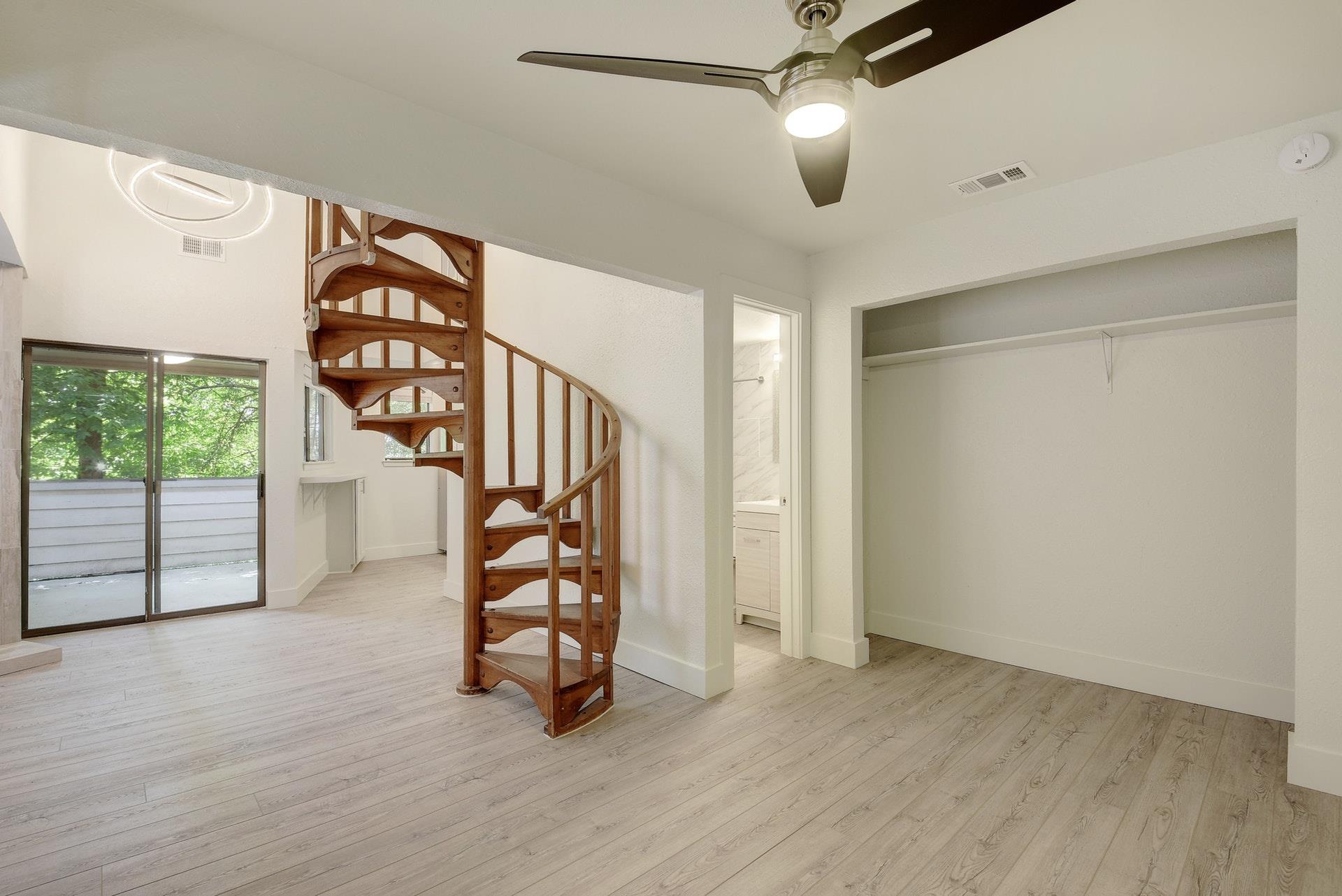 2500 Burleson Rd # 719, Austin, TX 78741