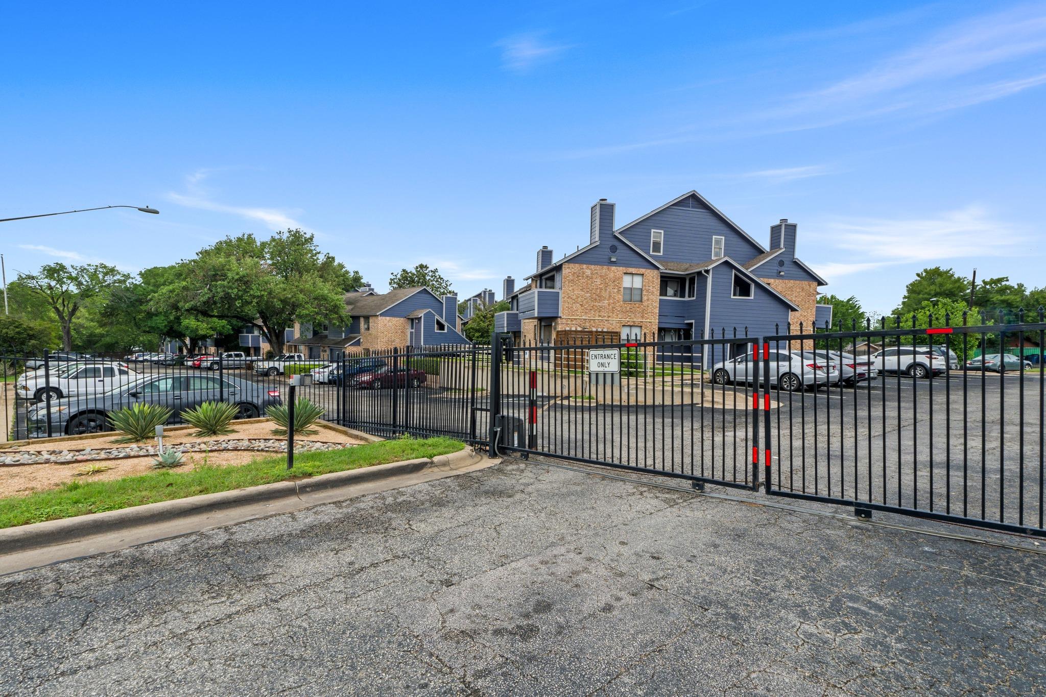 2500 Burleson Rd # 719, Austin, TX 78741