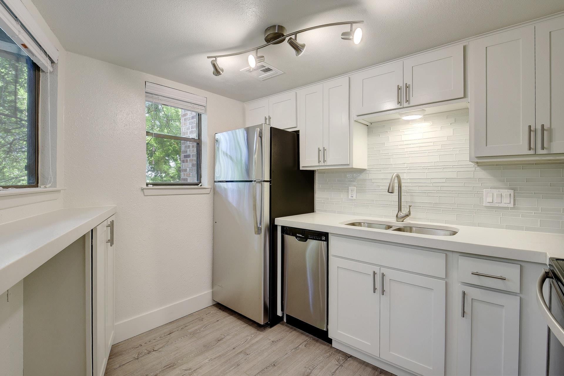 2500 Burleson Rd # 719, Austin, TX 78741