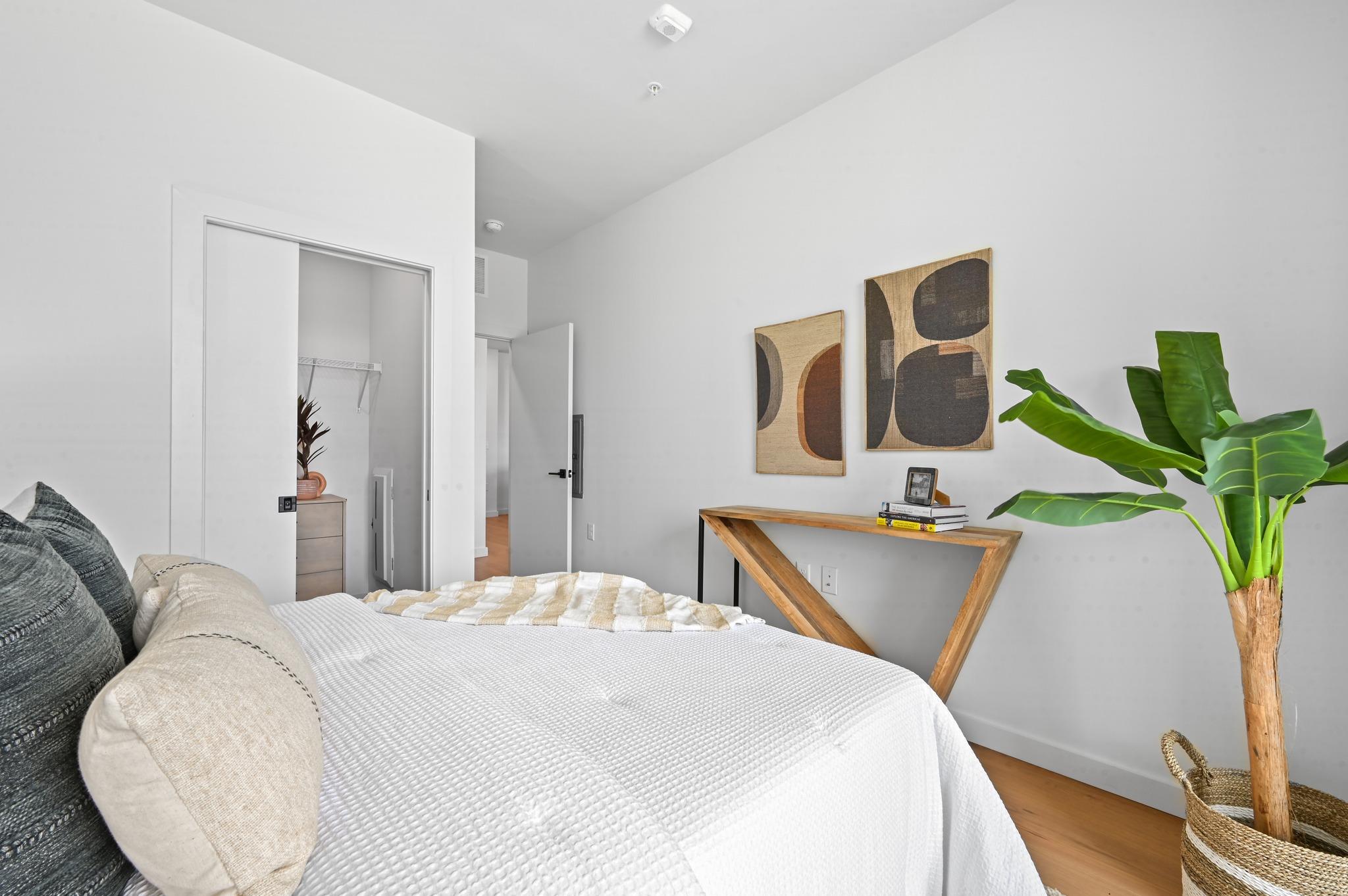 2209 S 1st St # 209, Austin, TX 78704