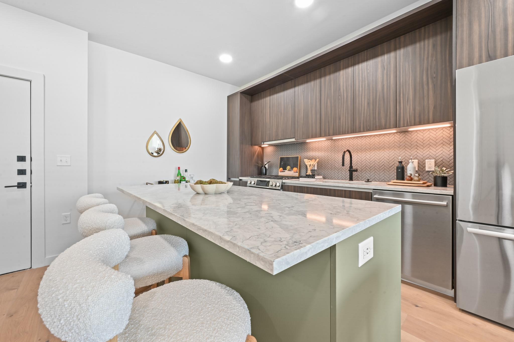 2209 S 1st St # 209, Austin, TX 78704