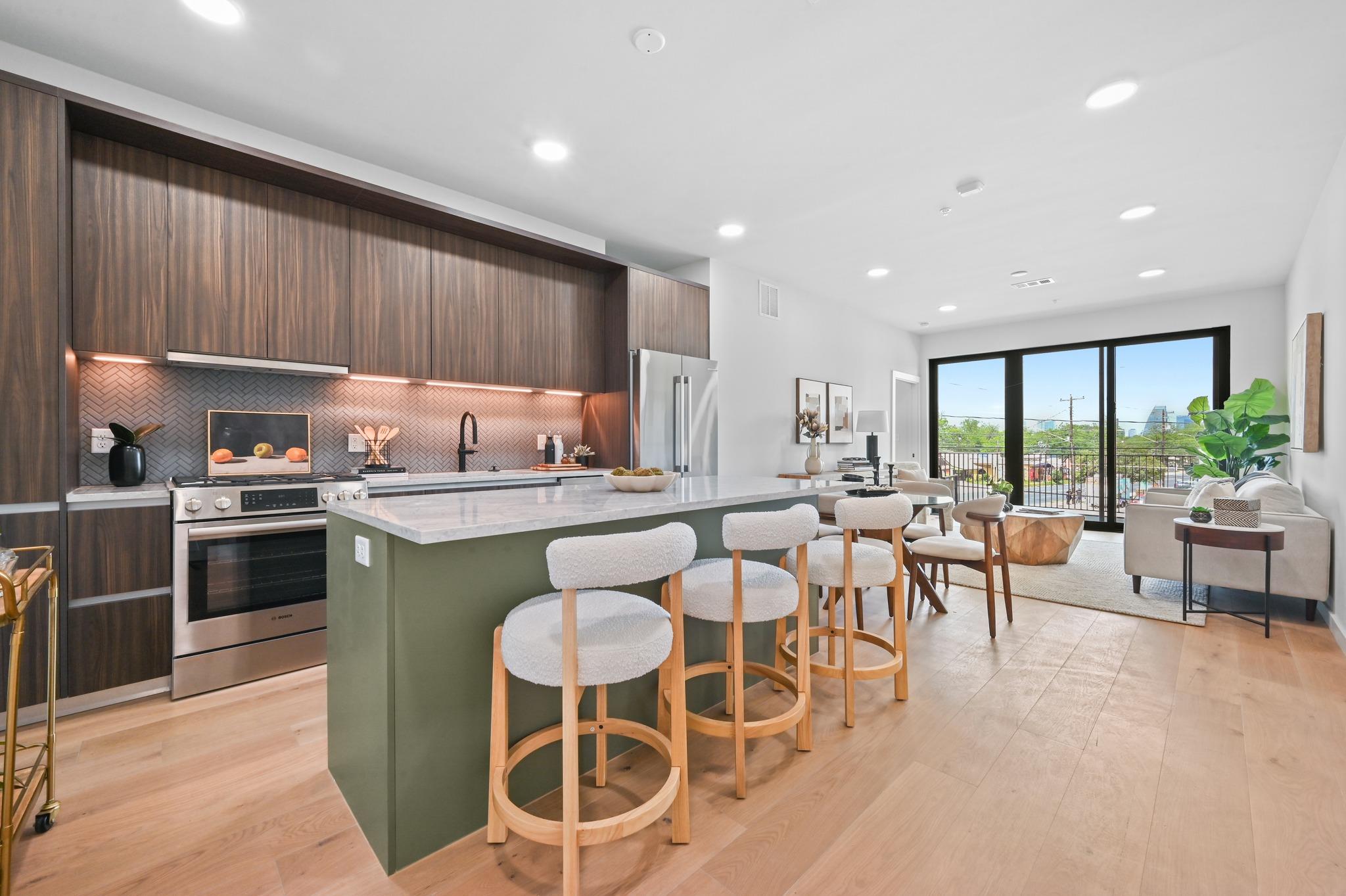 2209 S 1st St # 209, Austin, TX 78704