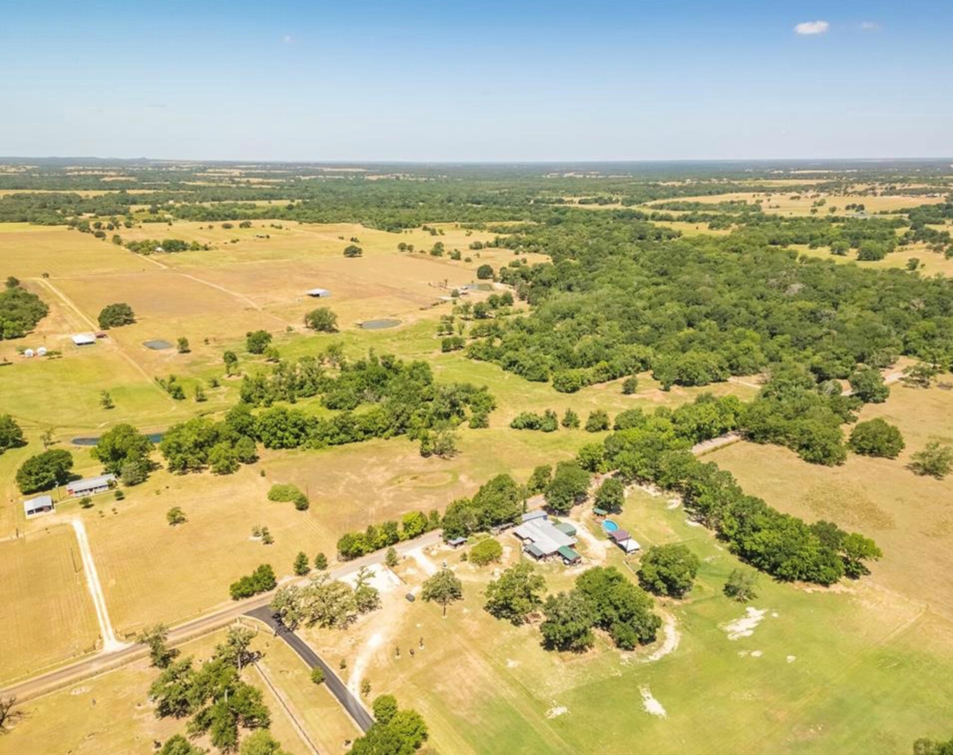 000 CR 326, Lexington, TX 78947