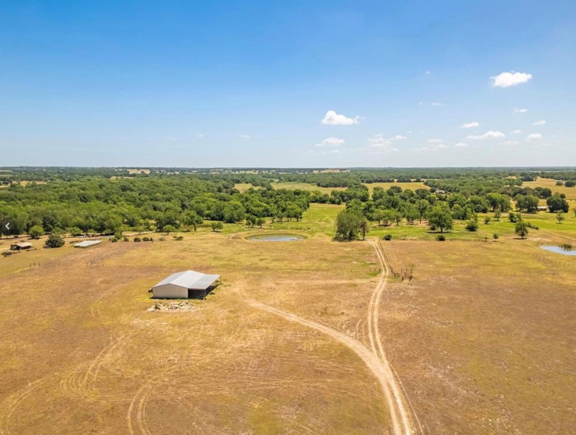 000 CR 326, Lexington, TX 78947