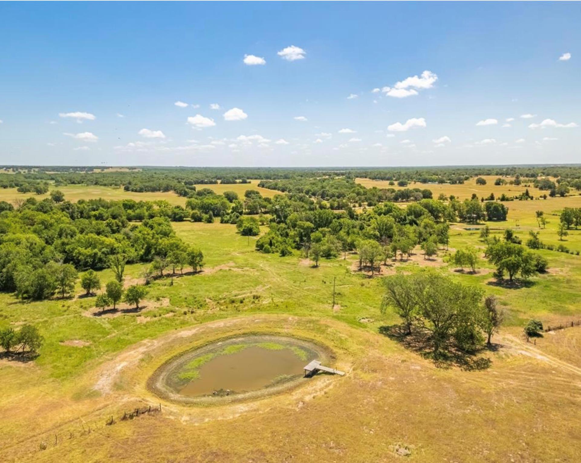 000 CR 326, Lexington, TX 78947