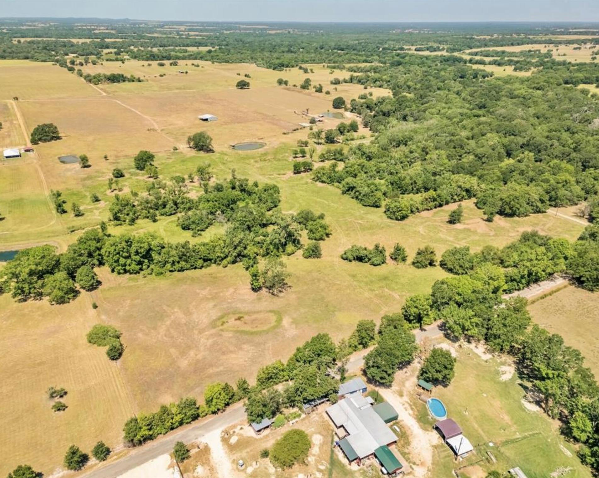 000 CR 326, Lexington, TX 78947