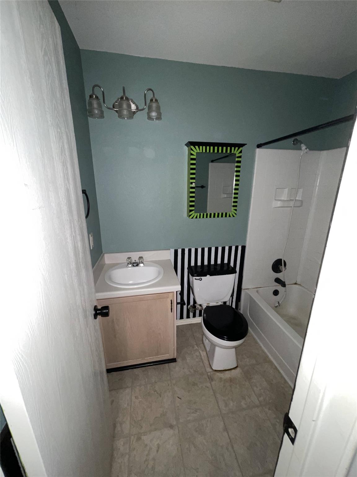 110 Brentwood Dr, Leander, TX 78641