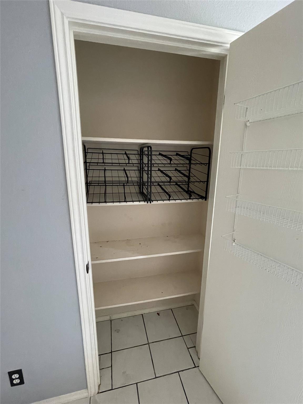 110 Brentwood Dr, Leander, TX 78641