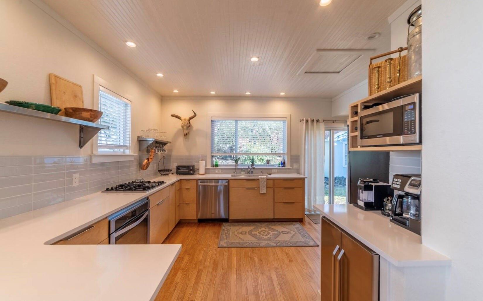 1503 Newton St, Austin, TX 78704