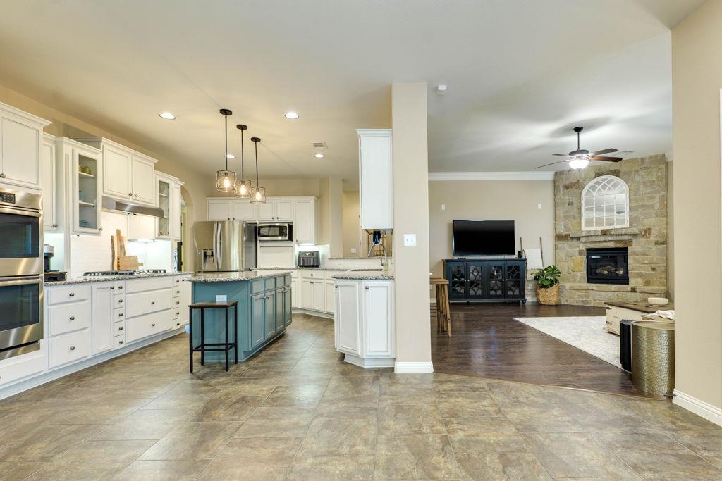 308 Duffy Ln, Austin, TX 78738