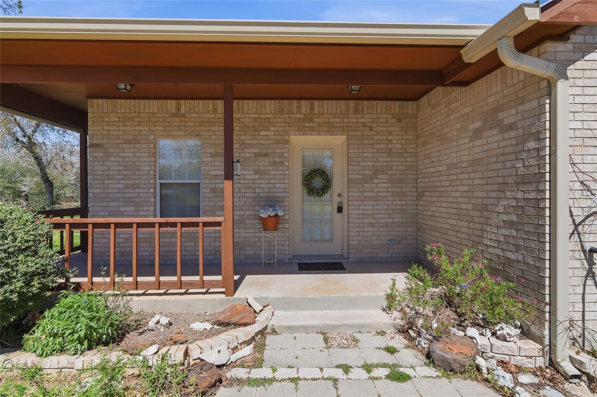 155 Guadalupe Ranch Ln, Seguin, TX 78155