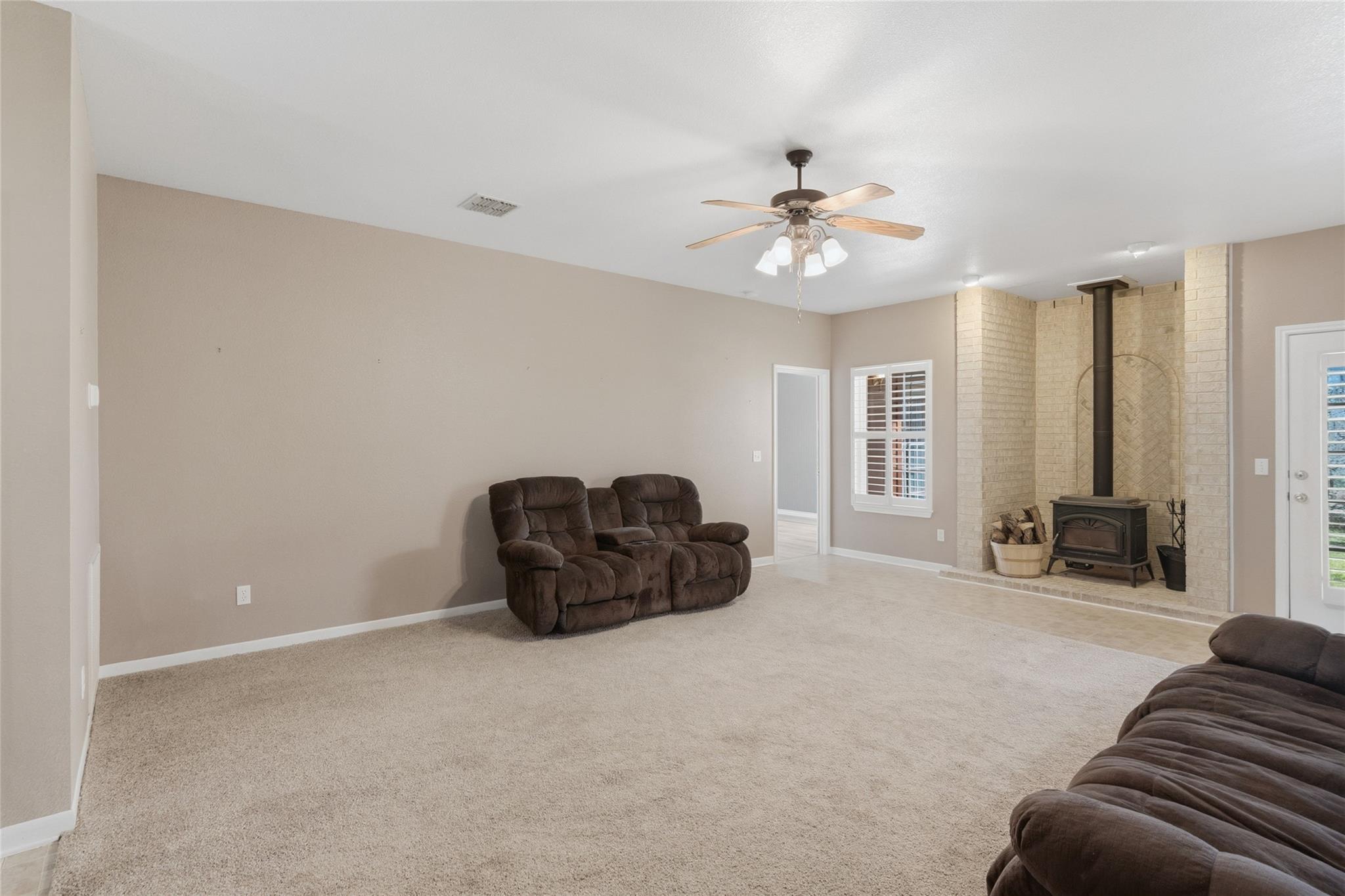 155 Guadalupe Ranch Ln, Seguin, TX 78155