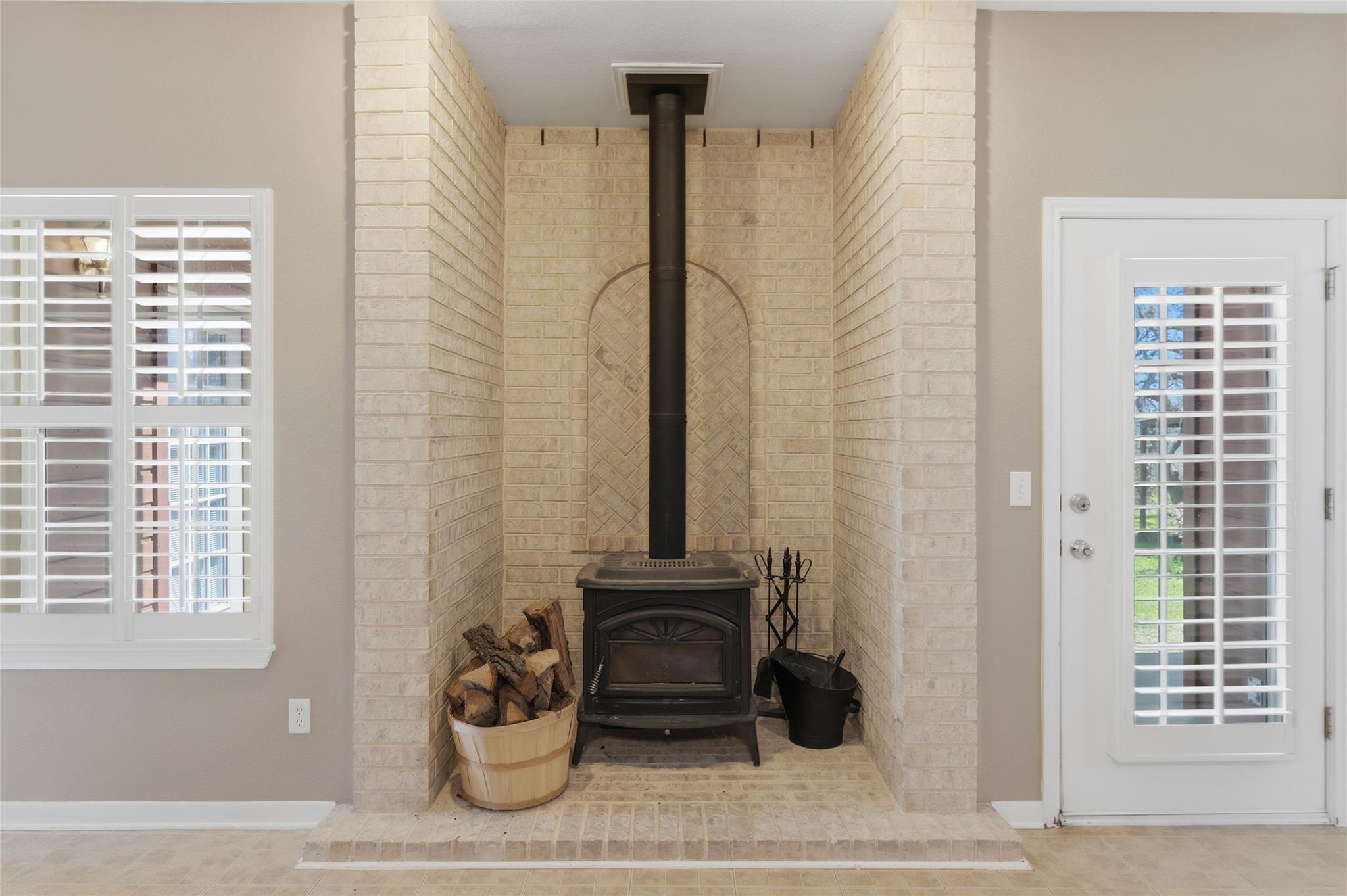 155 Guadalupe Ranch Ln, Seguin, TX 78155