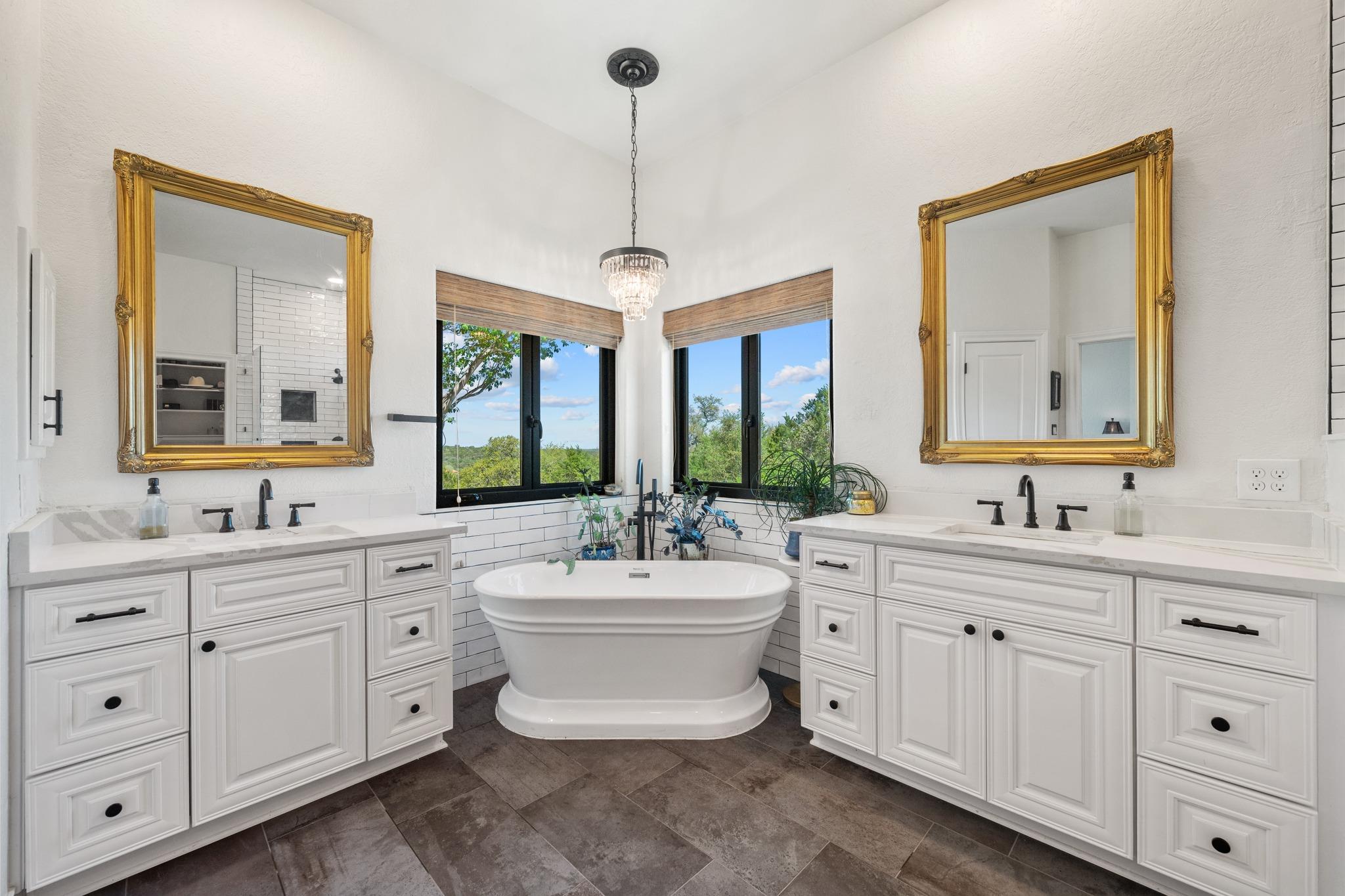 3127 La Ventana Pkwy, Driftwood, TX 78619