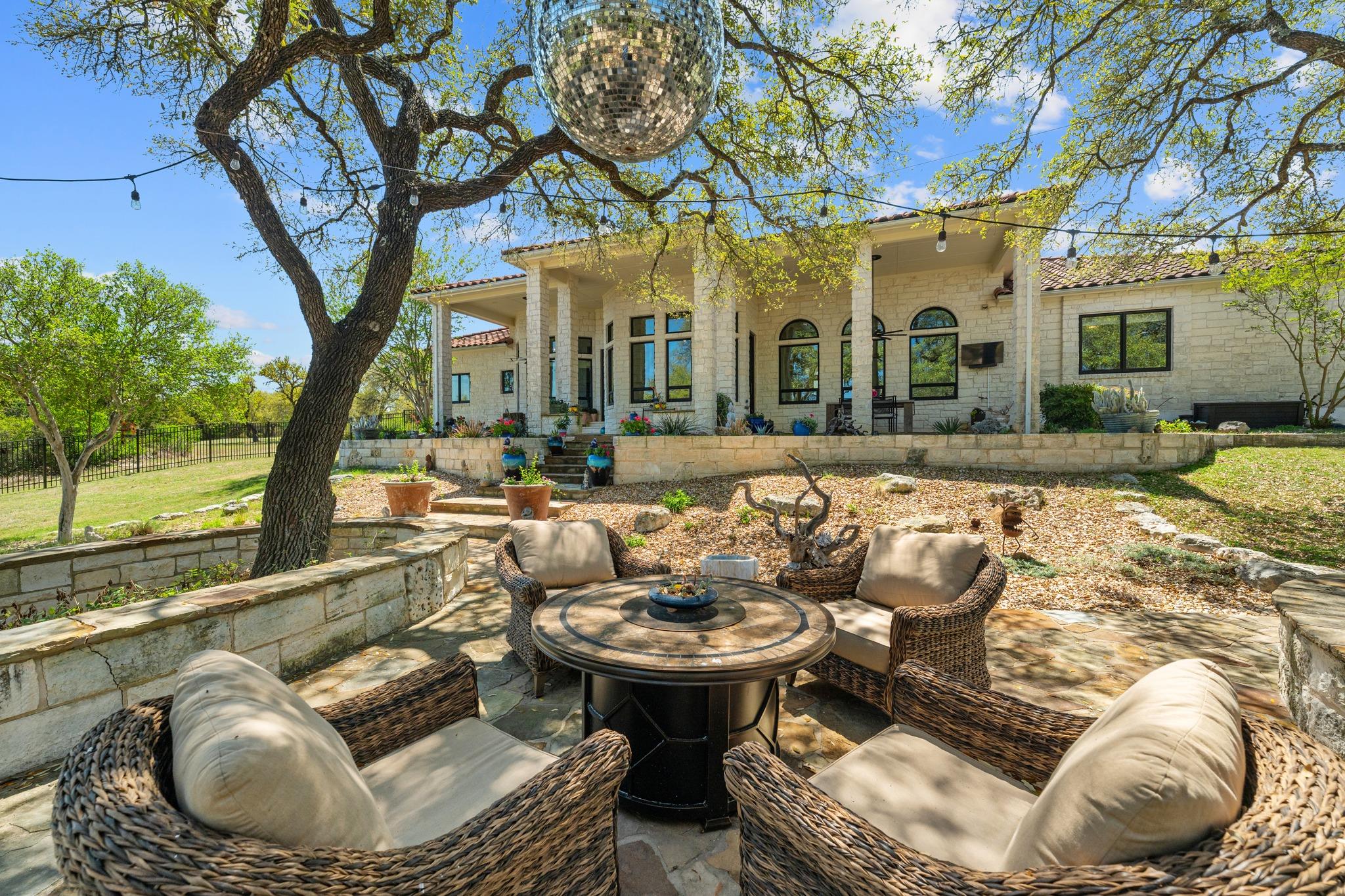 3127 La Ventana Pkwy, Driftwood, TX 78619