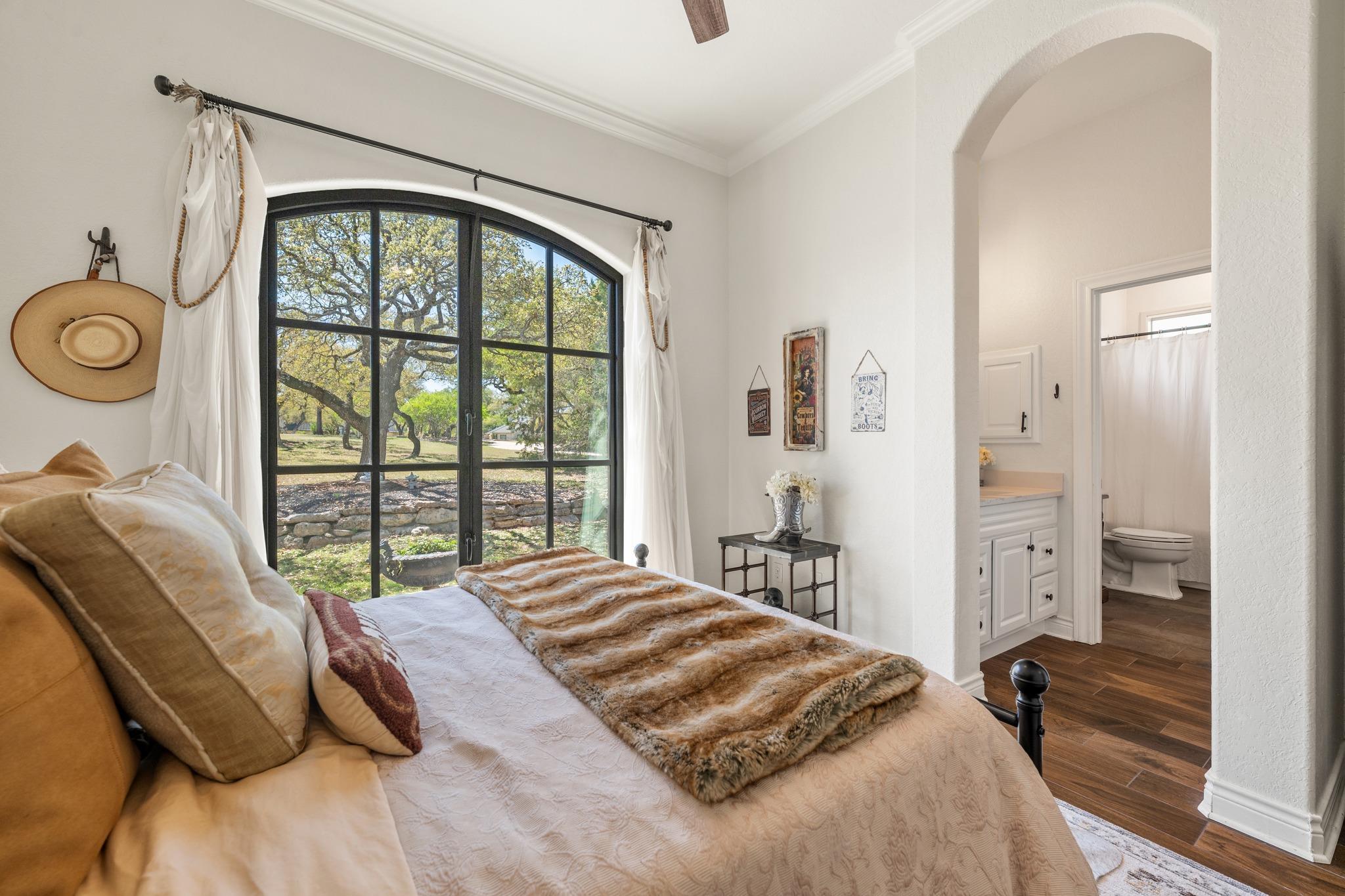 3127 La Ventana Pkwy, Driftwood, TX 78619