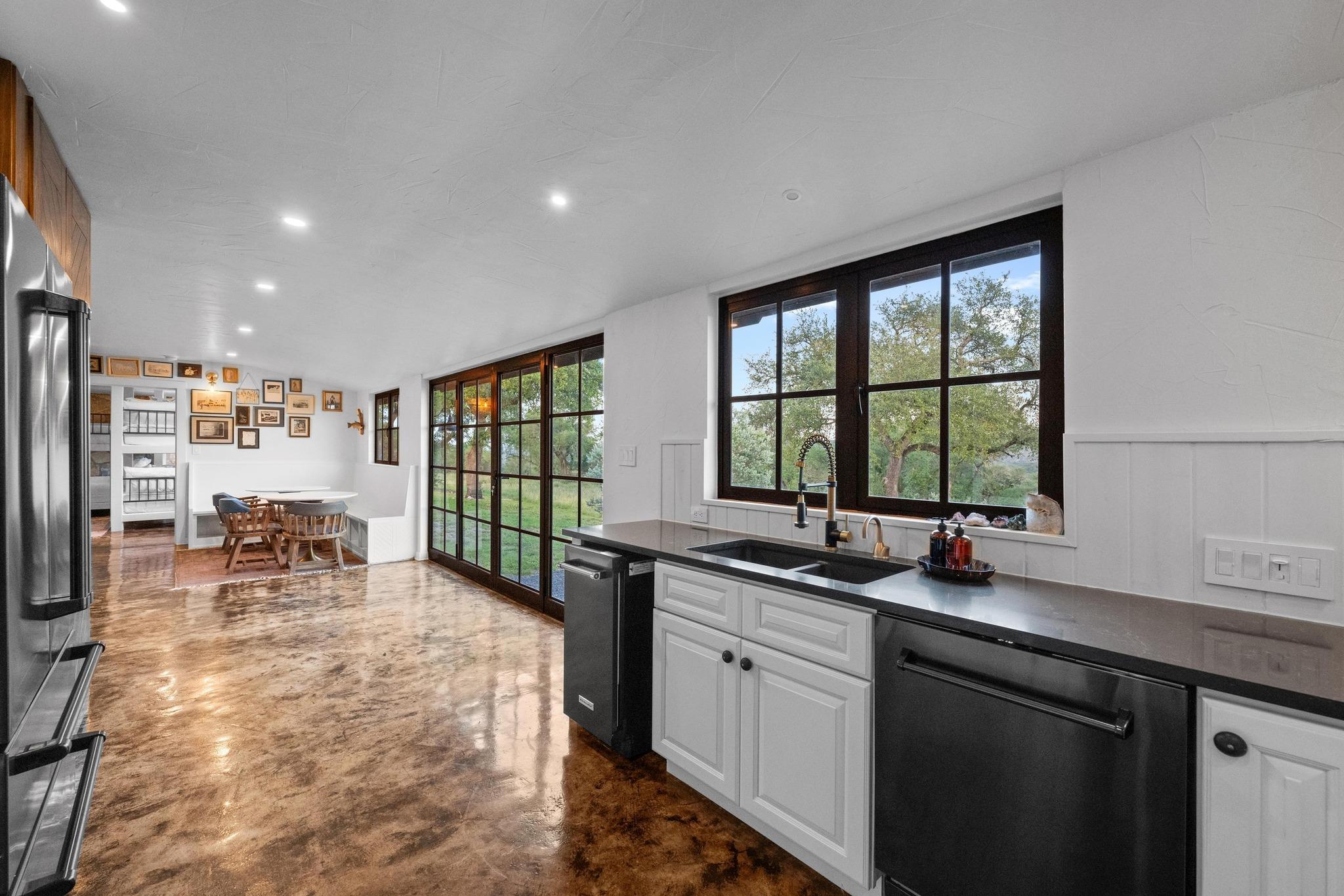 5930 Grotto Creek Court Ct, Fischer, TX 78623