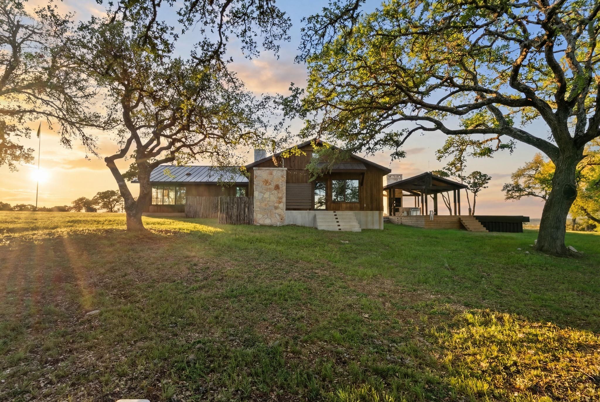 5930 Grotto Creek Court Ct, Fischer, TX 78623