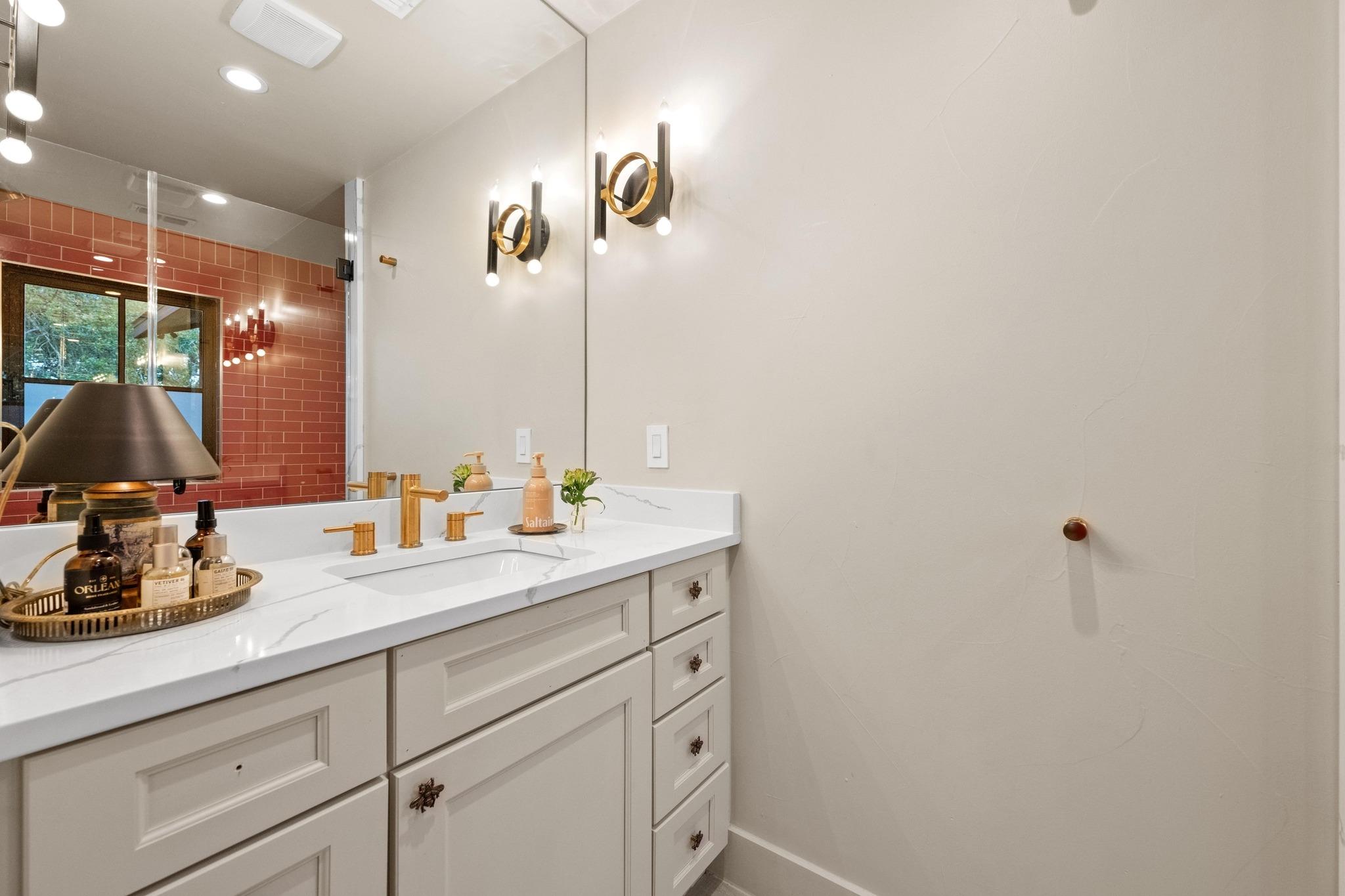 5930 Grotto Creek Court Ct, Fischer, TX 78623