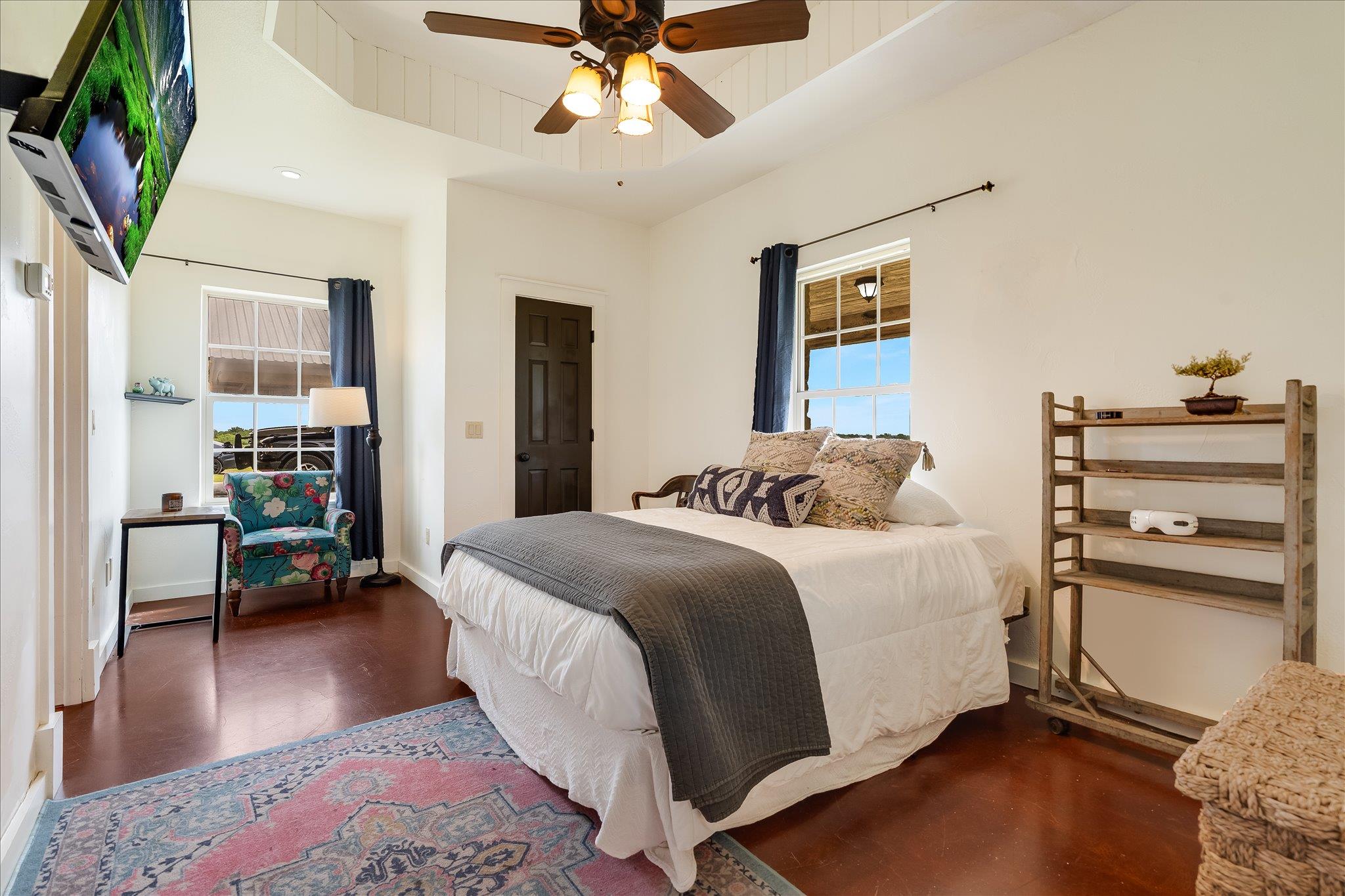 400 Little El Paso Rd, Martindale, TX 78655