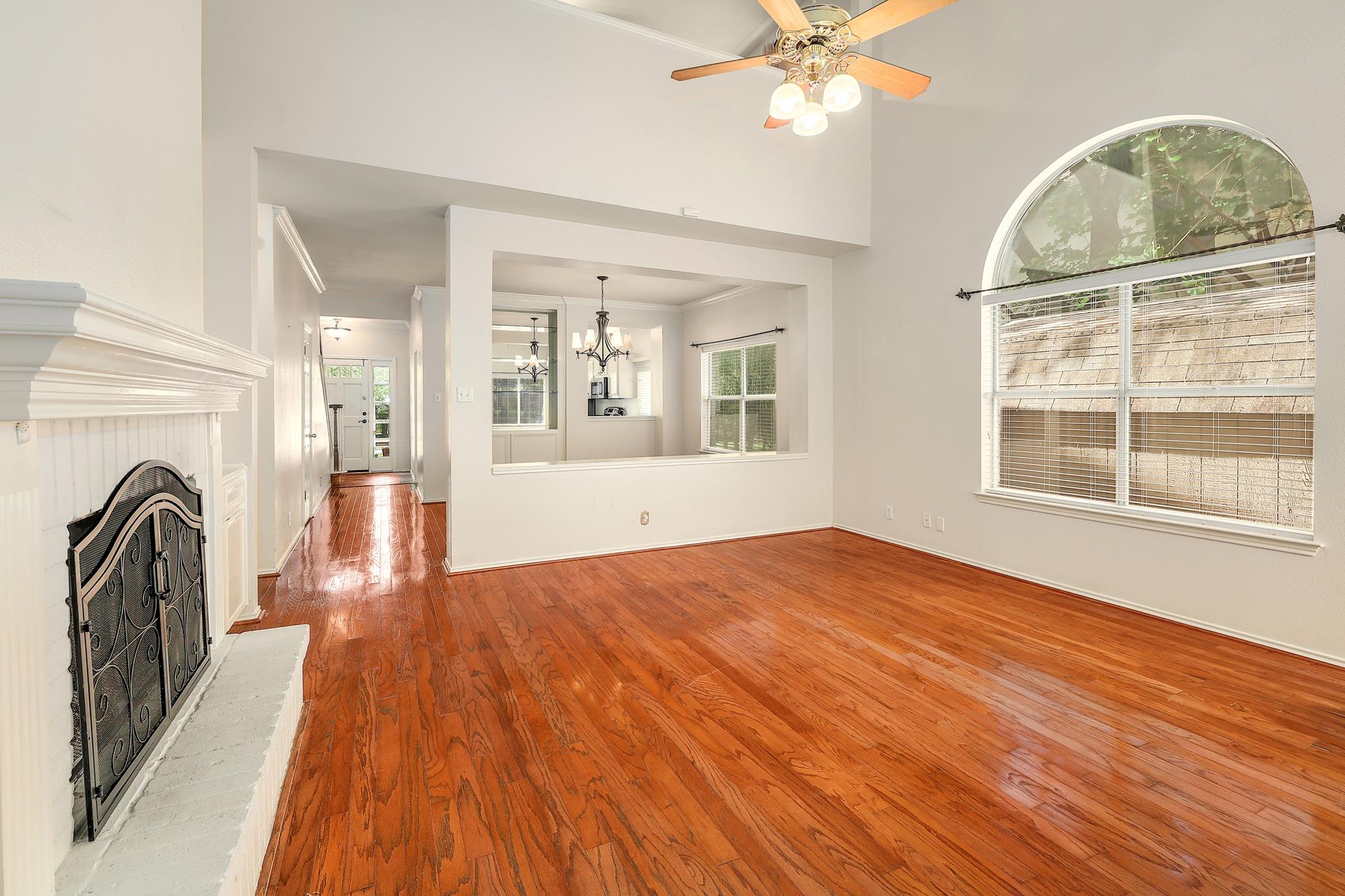 9401 Caracas Dr, Austin, TX 78733