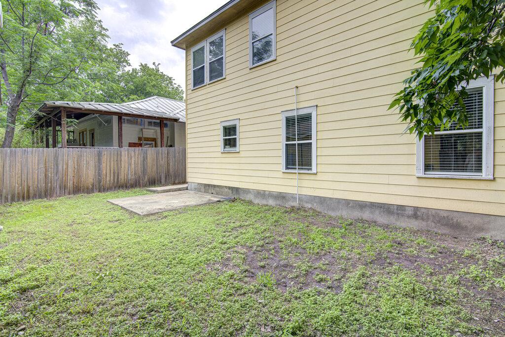 1702 Singleton Ave # A, Austin, TX 78702