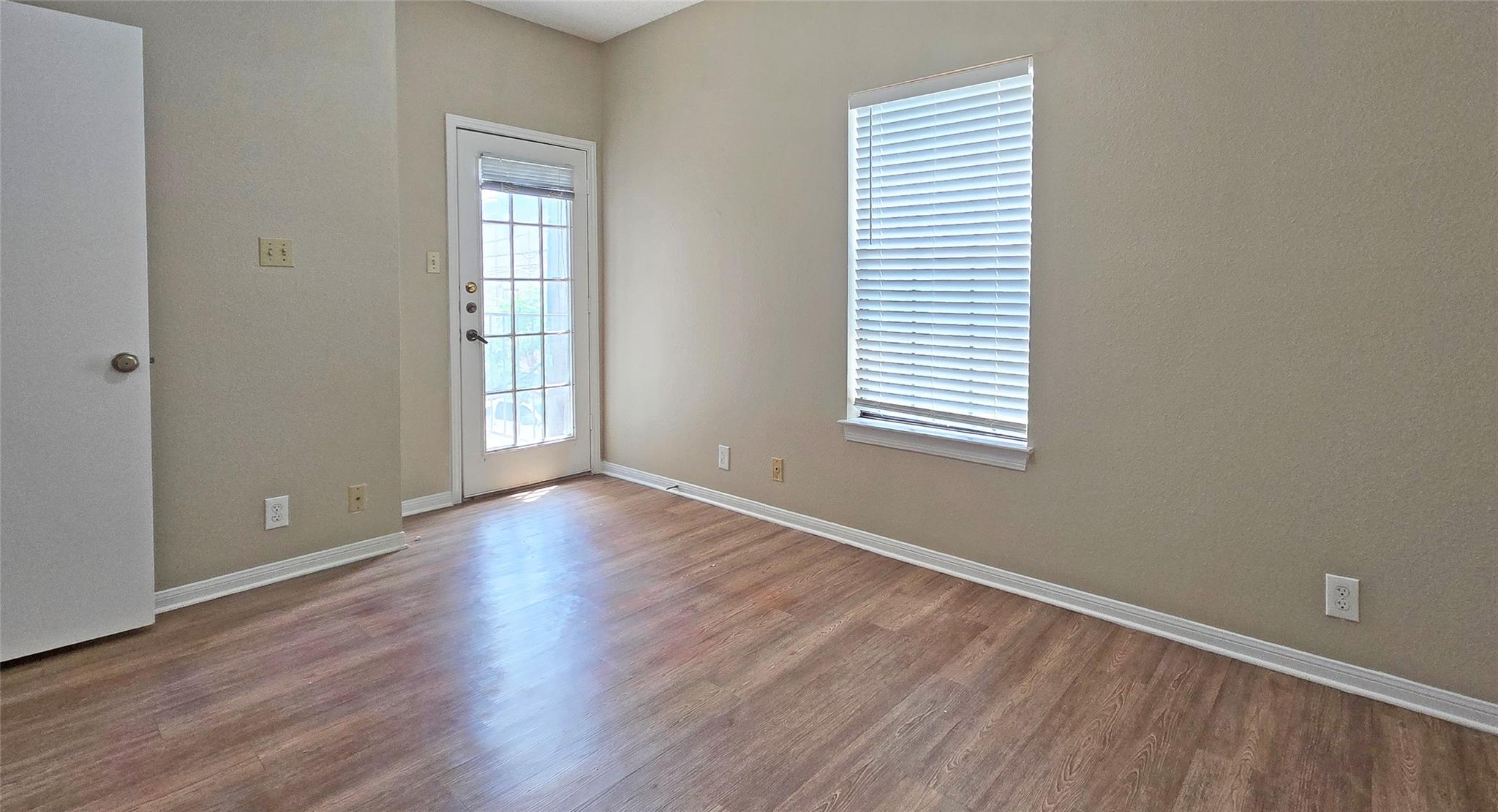 203 E 31st St # 207, Austin, TX 78705