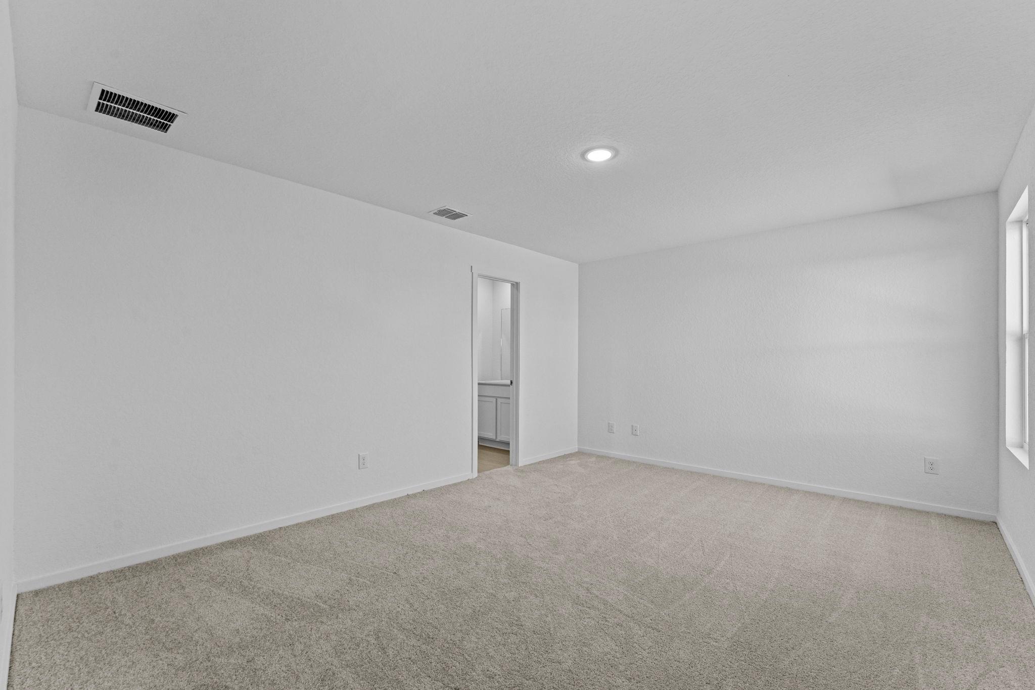 129 Alameda Dr, Fredericksburg, TX 78624