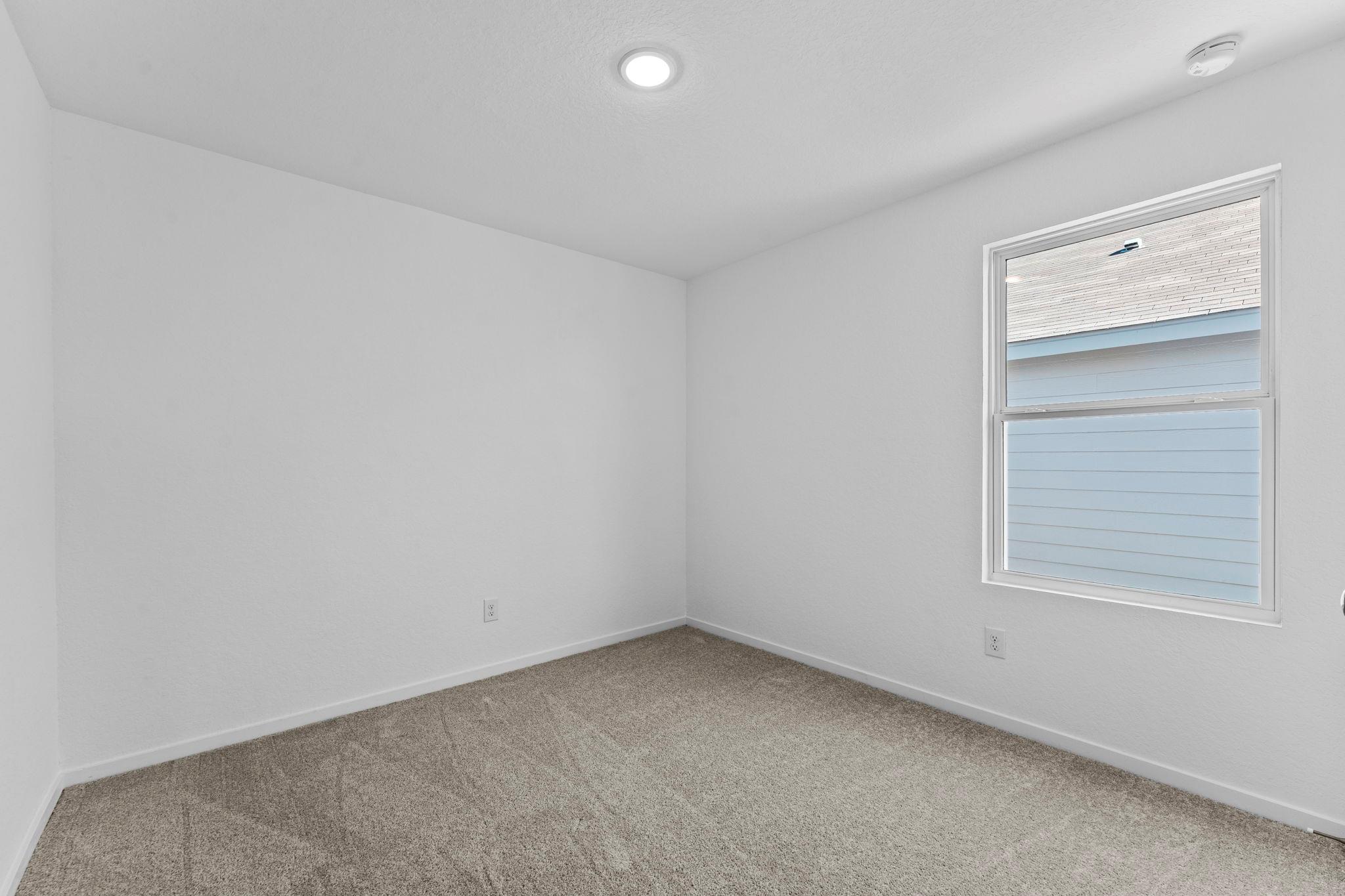 129 Alameda Dr, Fredericksburg, TX 78624