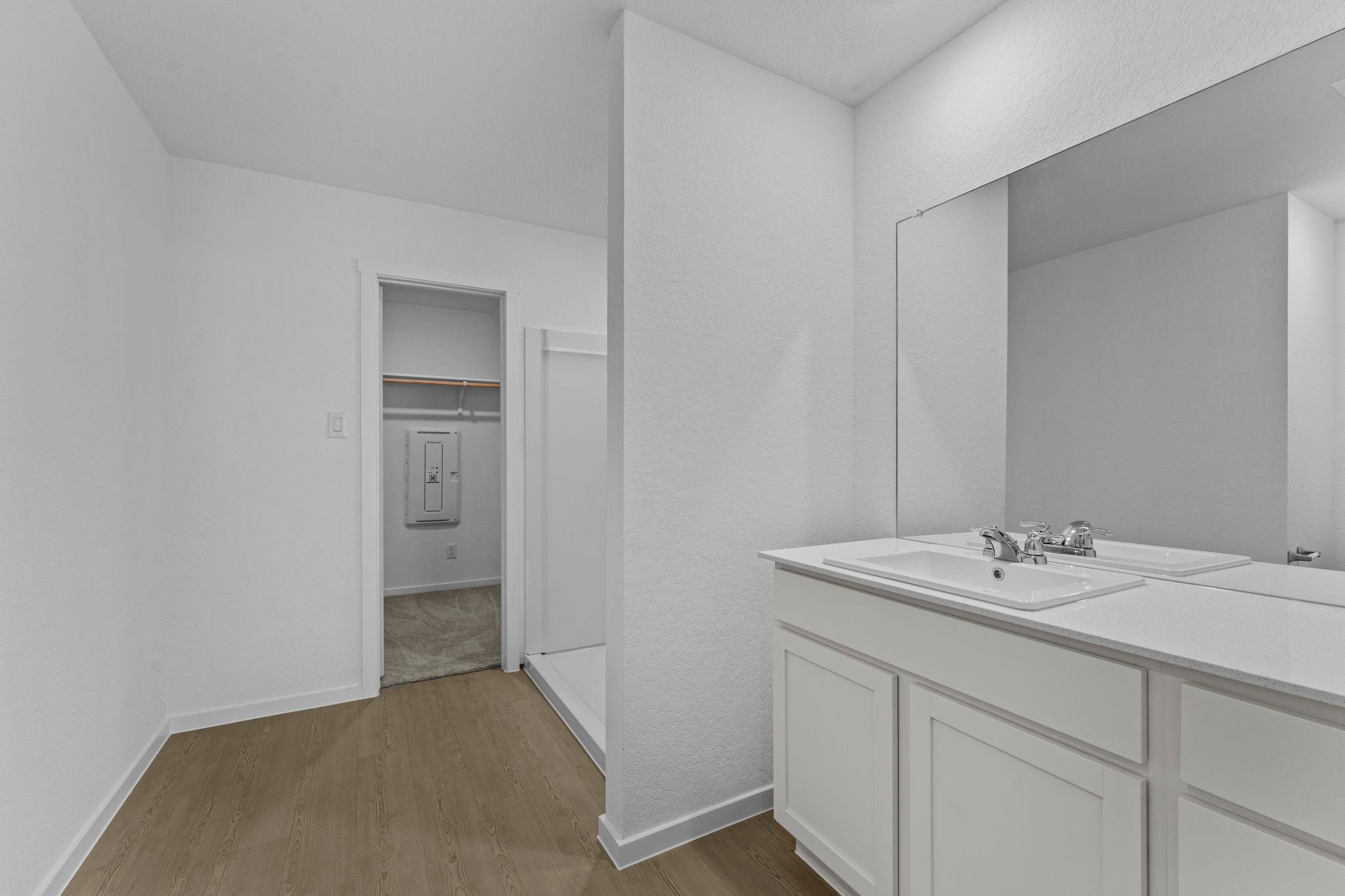 129 Alameda Dr, Fredericksburg, TX 78624