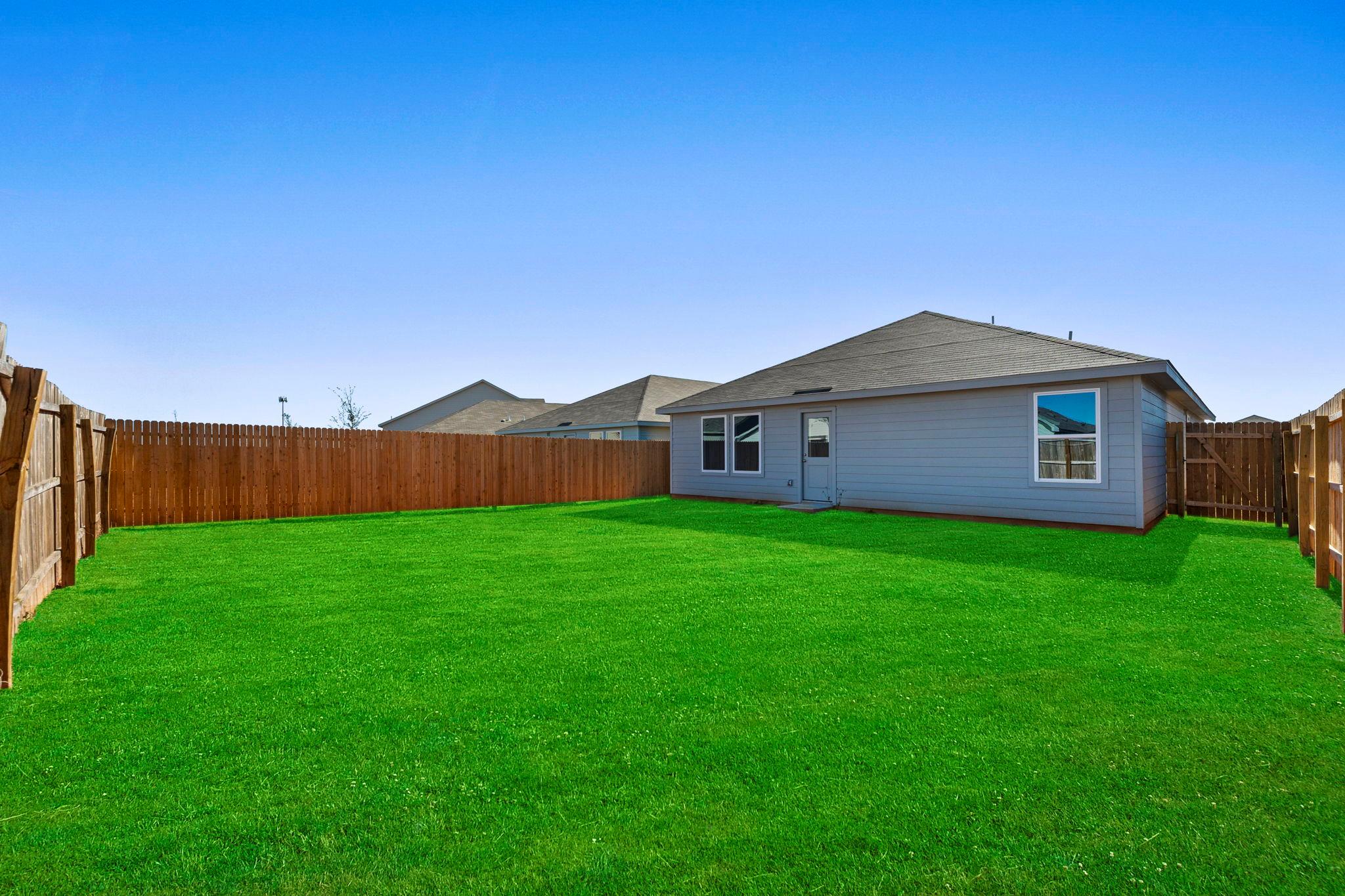 129 Alameda Dr, Fredericksburg, TX 78624