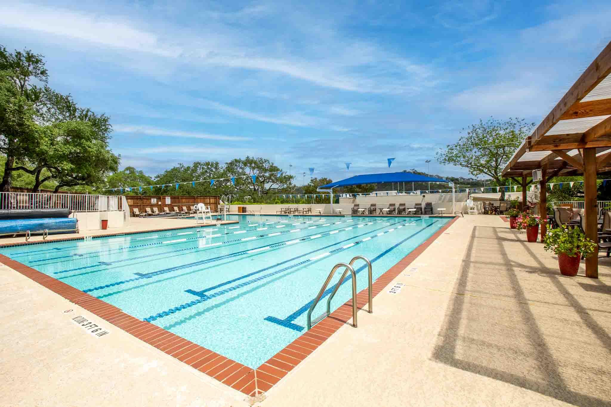 5800 Courtyard Dr # 2, Austin, TX 78731