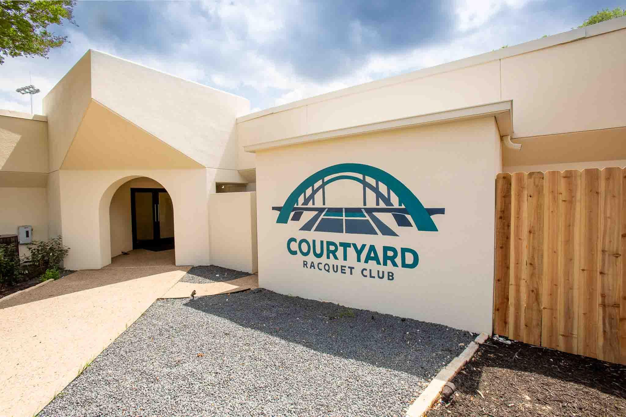 5800 Courtyard Dr # 2, Austin, TX 78731