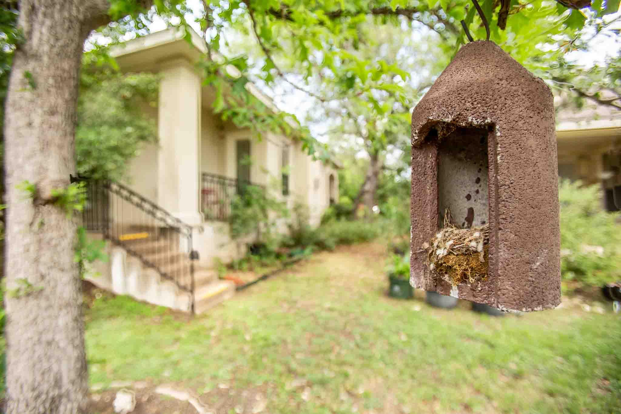 5800 Courtyard Dr # 2, Austin, TX 78731