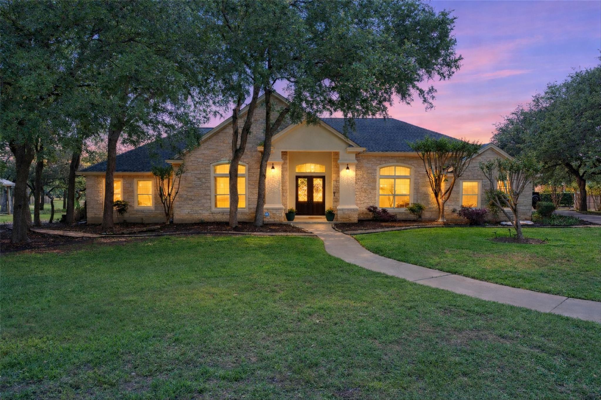 113 Ten Oaks Dr, Georgetown, TX 78633