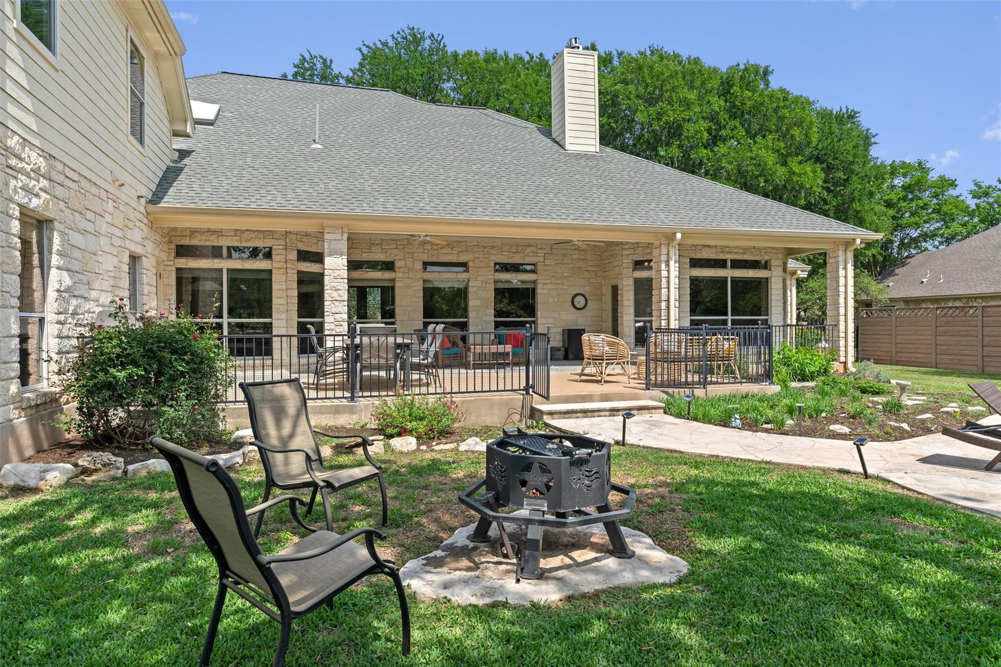 113 Ten Oaks Dr, Georgetown, TX 78633